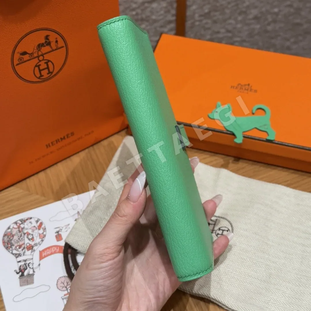 에르메스 만화풍 염소가죽 장지갑 상세 이미지 6