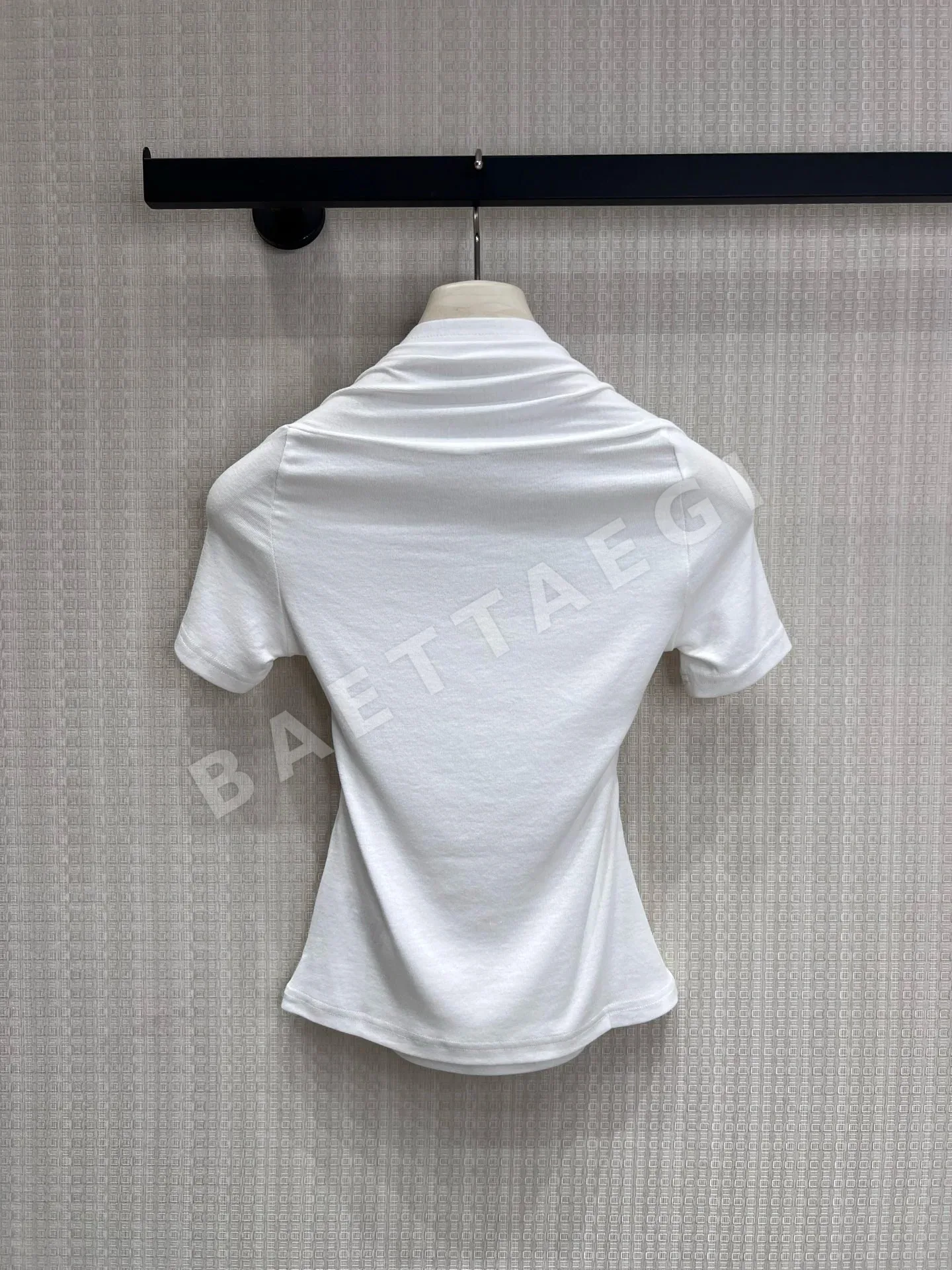 미우미우 홀터넥 스퀘어넥 니트 반팔 티셔츠 상세 이미지 8