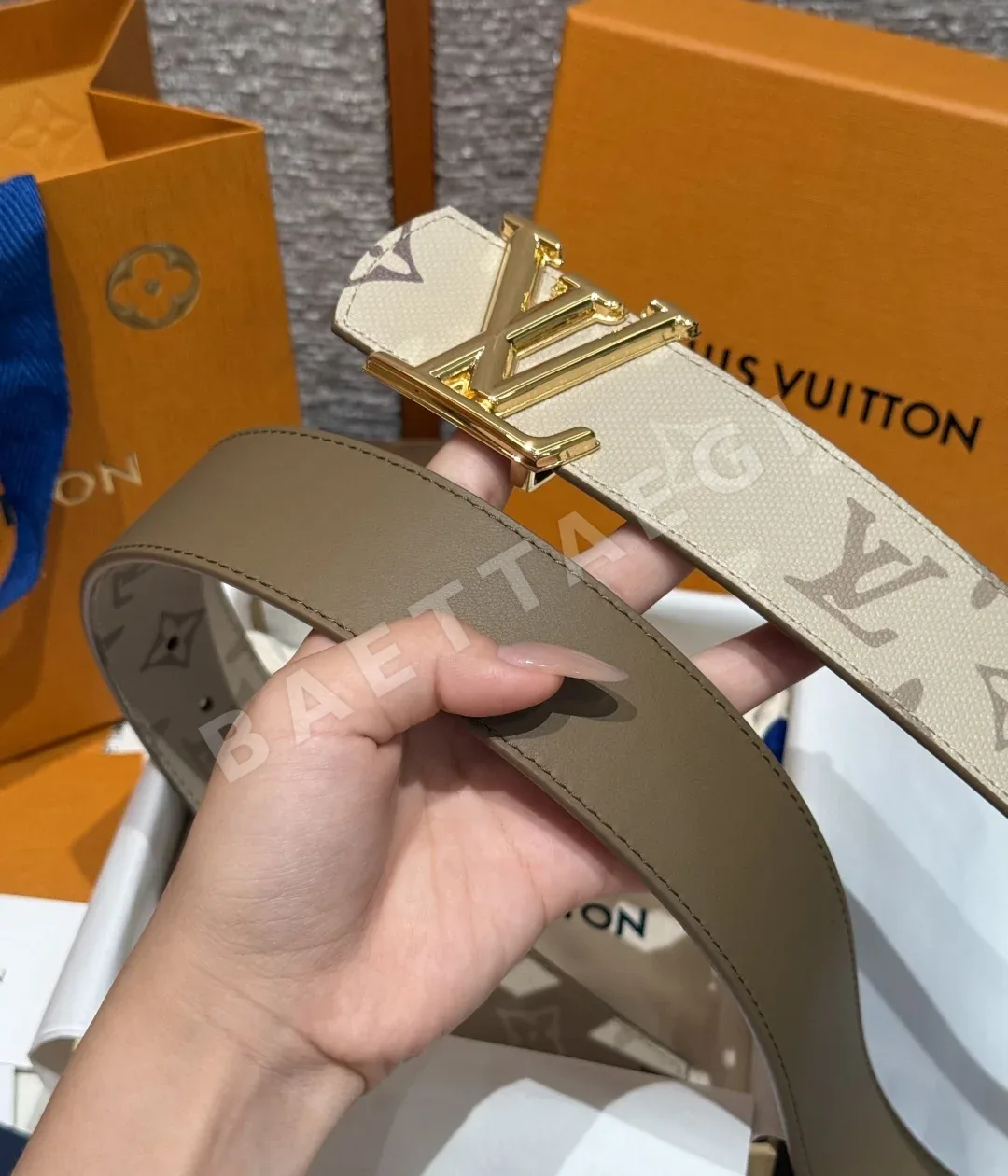루이비통 이니셜 40mm 리버시블 벨트 상세 이미지 9