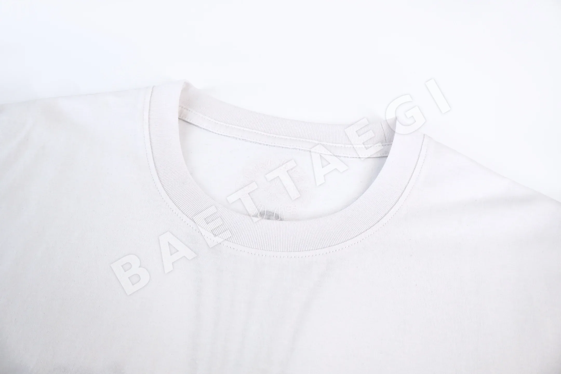 크롬하츠 산스크리트 크로스 남성 반팔 티셔츠 상세 이미지 3