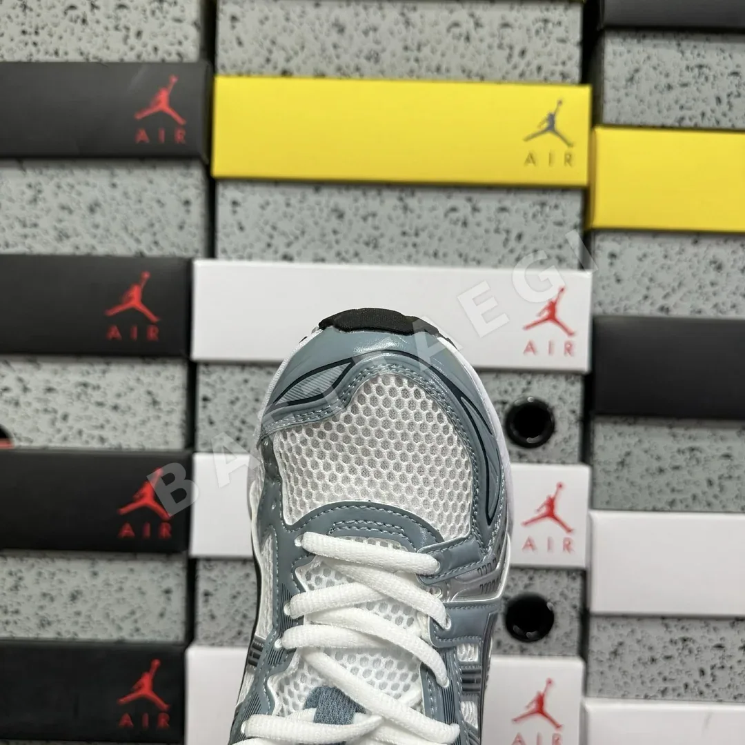 아식스 [LZ] 젤 카야노 14 1203A537-106 200588 Asics Gel-Kayano 14 White Fjord Grey 상세 이미지 3