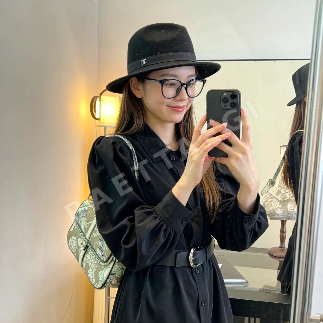 샤넬 캐시미어 플랫탑 모자 상세 이미지 1