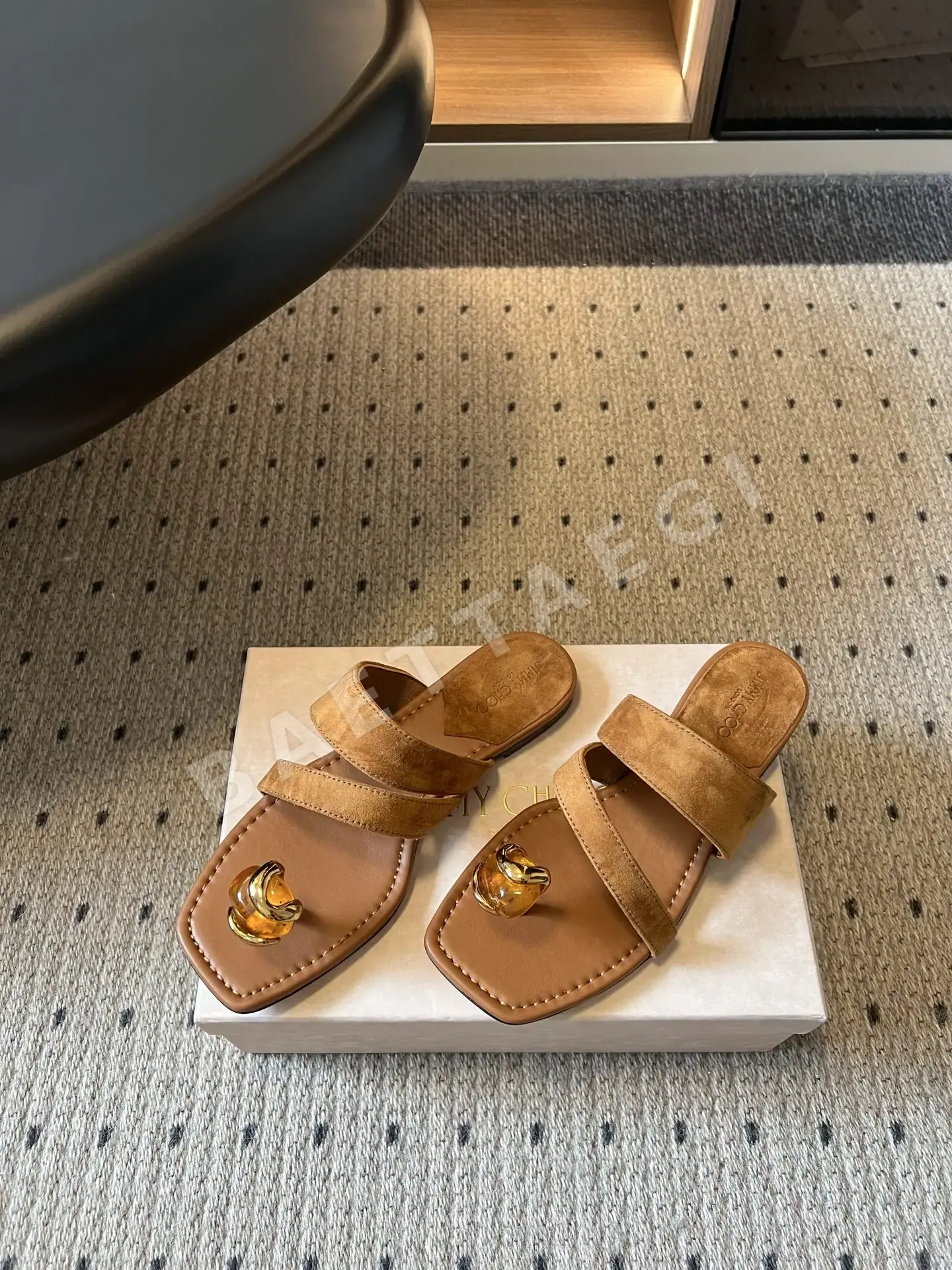 지미추 신발 147996 Jimmy Choo Sandals 상세 이미지 2