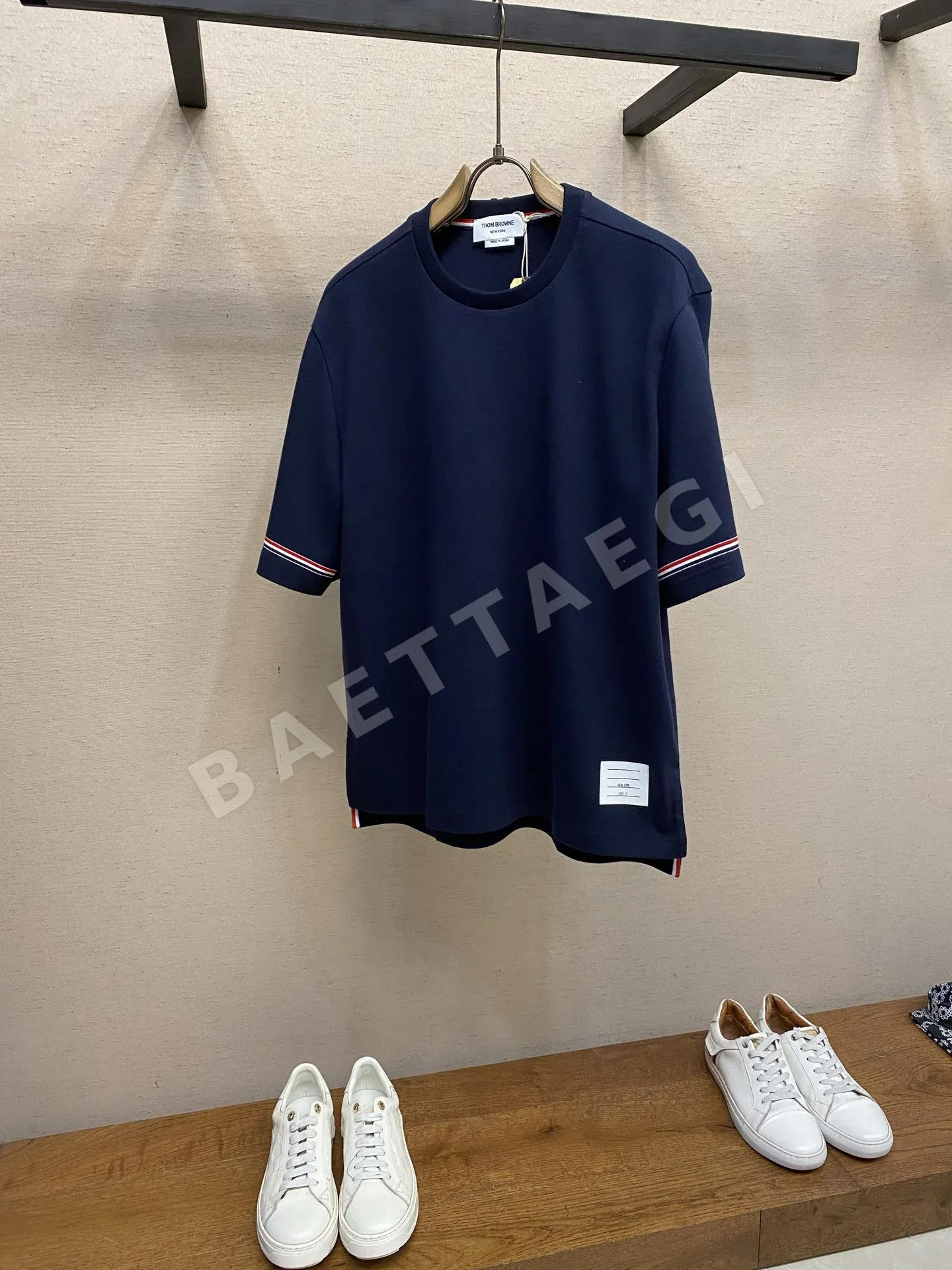톰브라운 네이비 스트라이프 코튼 반팔 티셔츠 50214