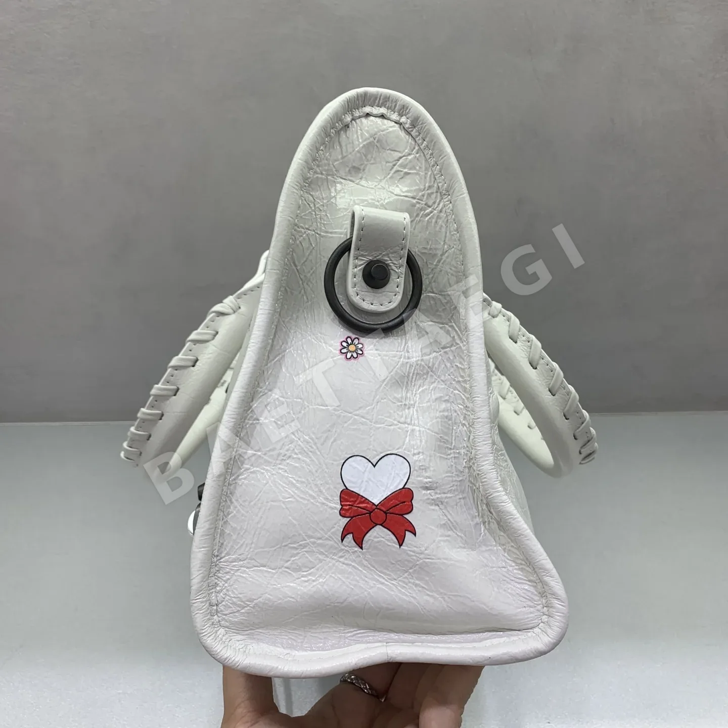 발렌시아가 스몰 그래피티 모터사이클 가방 상세 이미지 4