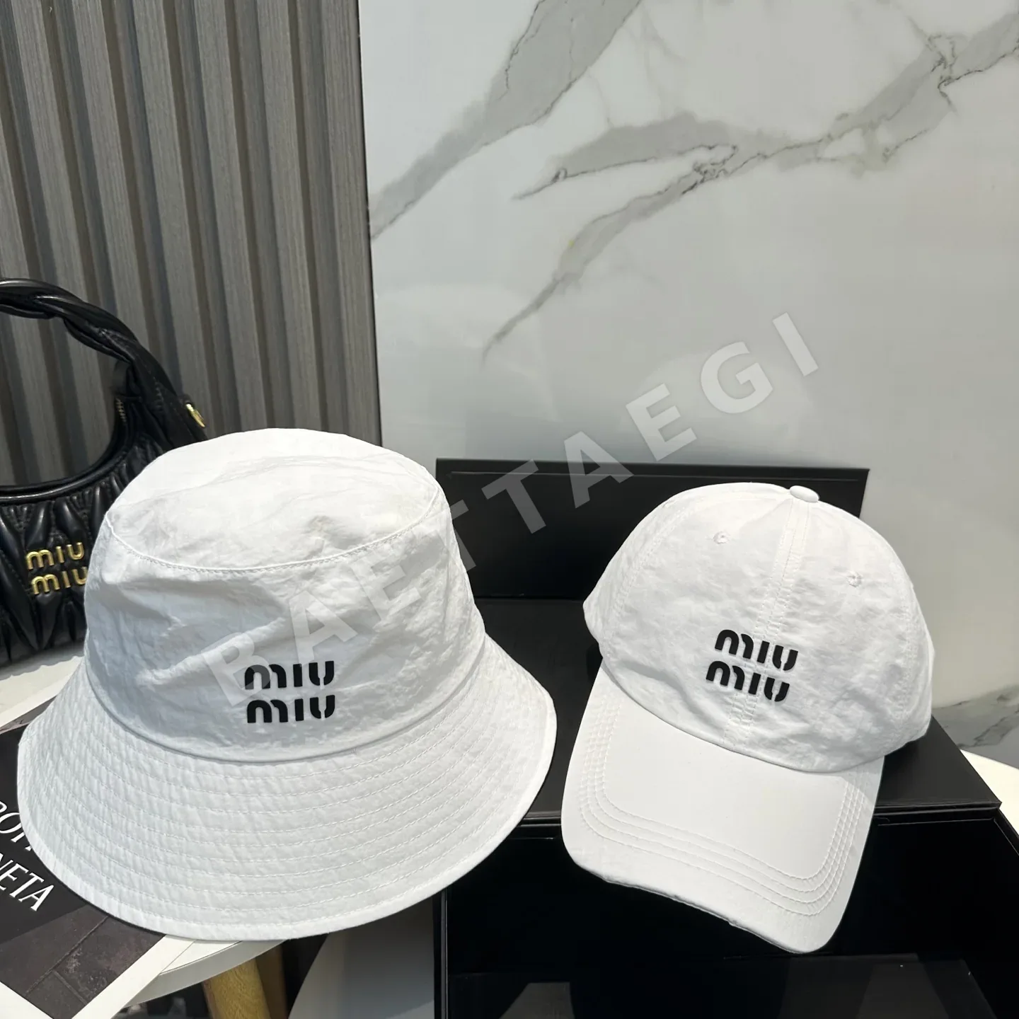 미우미우 경량 버킷햇 모자 상세 이미지 9