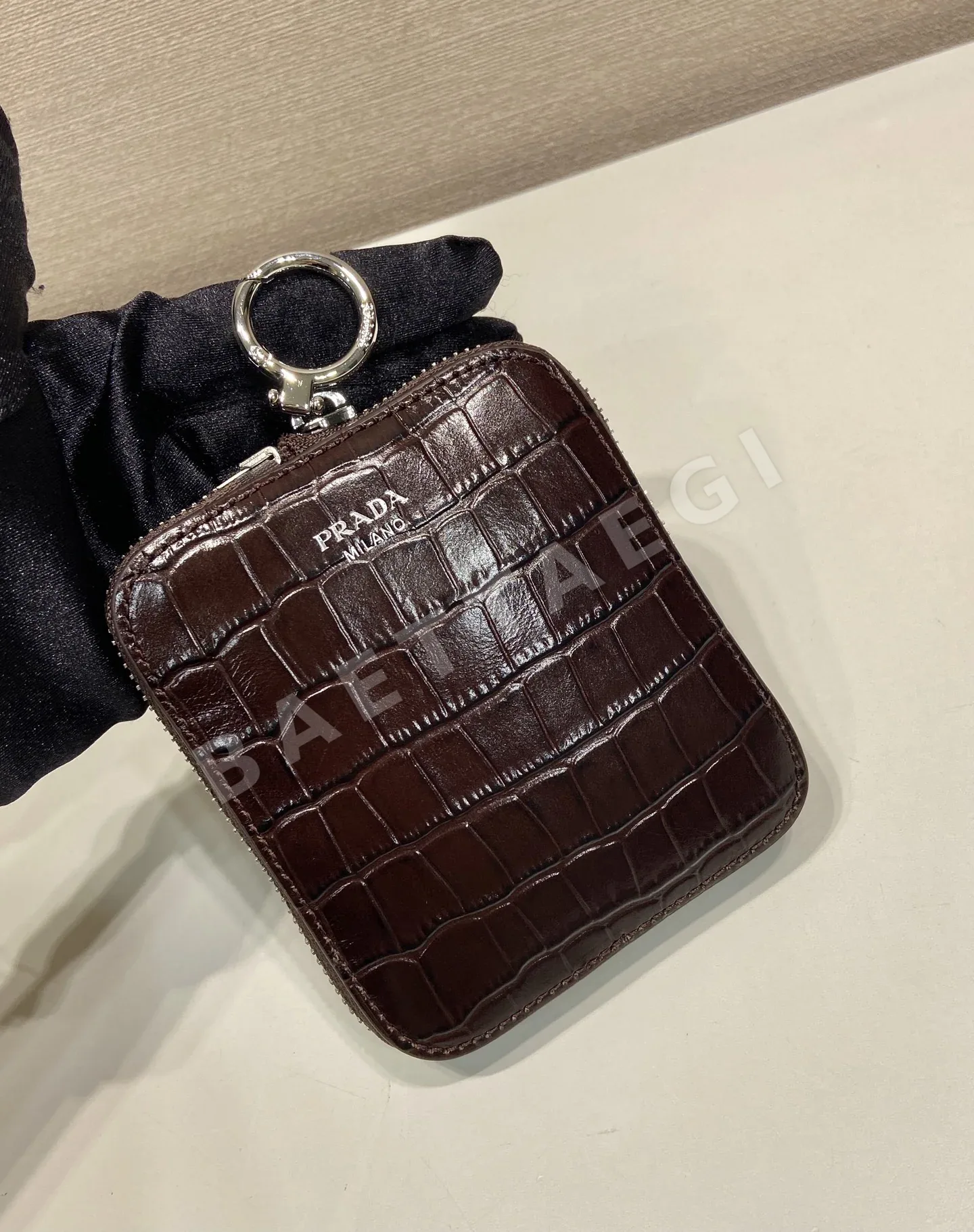 프라다 크로커다일 패턴 미니 수납 가방 1TT348 상세 이미지 7