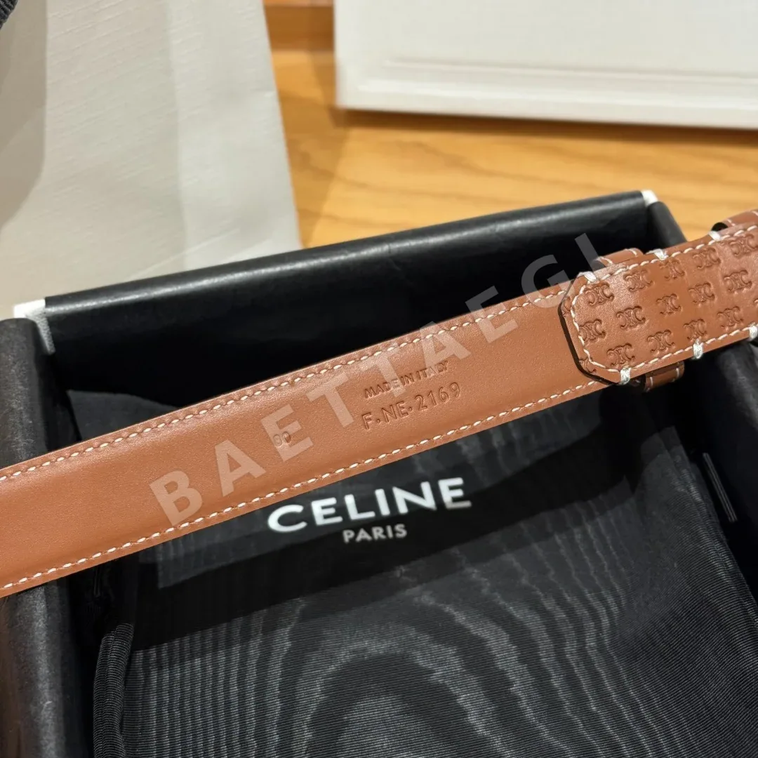 셀린느 카프스킨 여성용 벨트 상세 이미지 8