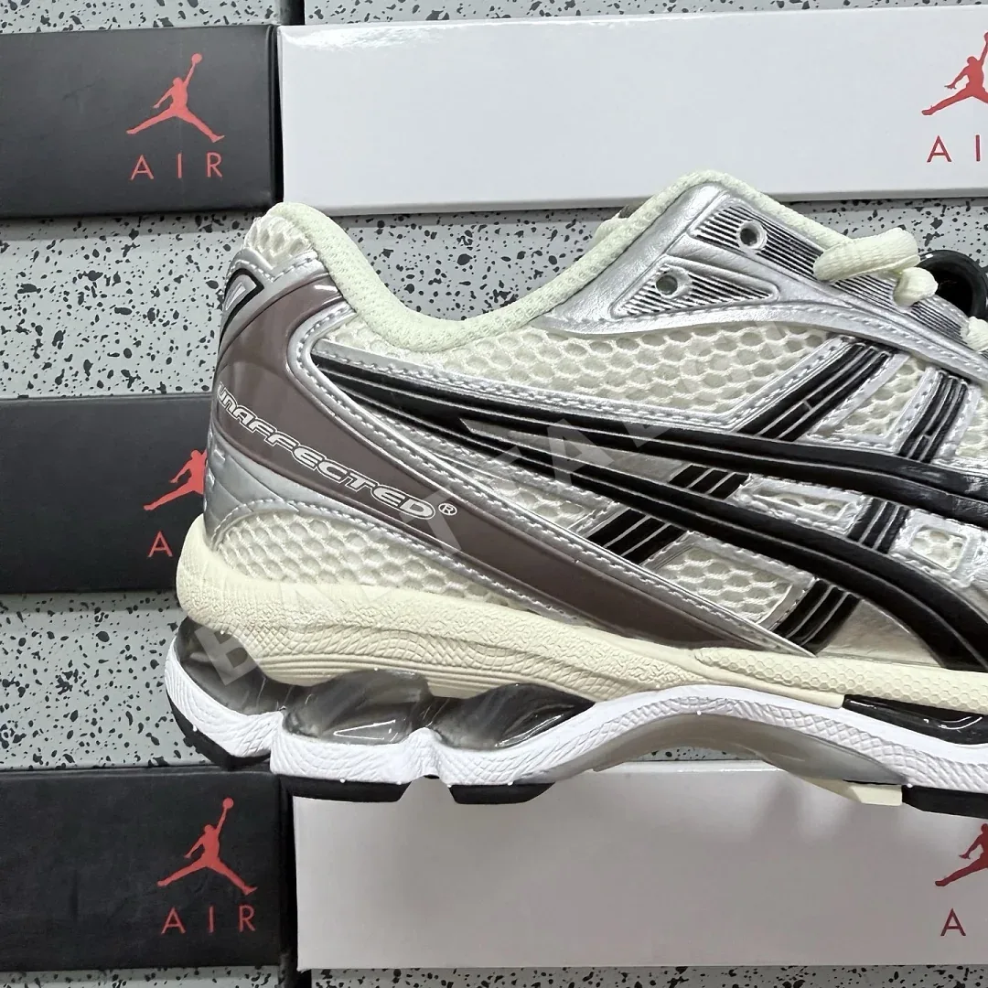 아식스 [WZ] 젤 카야노 14 1201A019-108 200400 Asics Gel-Kayano 14 Cream Black Metallic 상세 이미지 6