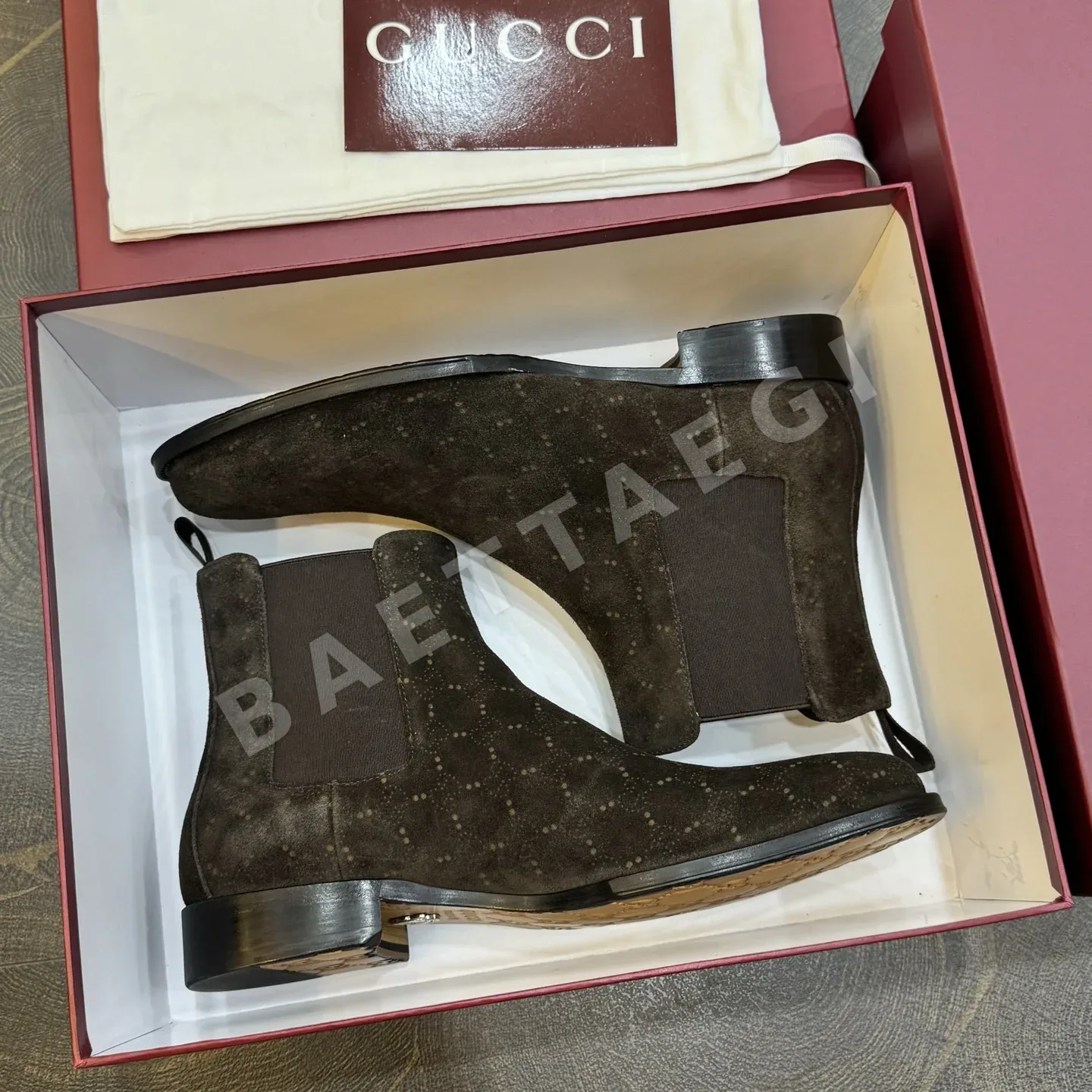 구찌 부츠 남성 가죽 더블 G 펀칭 무늬 상세 이미지 2
