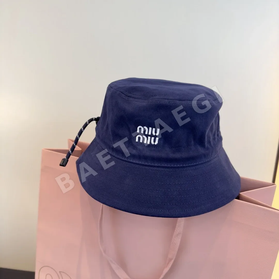 미우미우 캔버스 버킷햇 상세 이미지 3