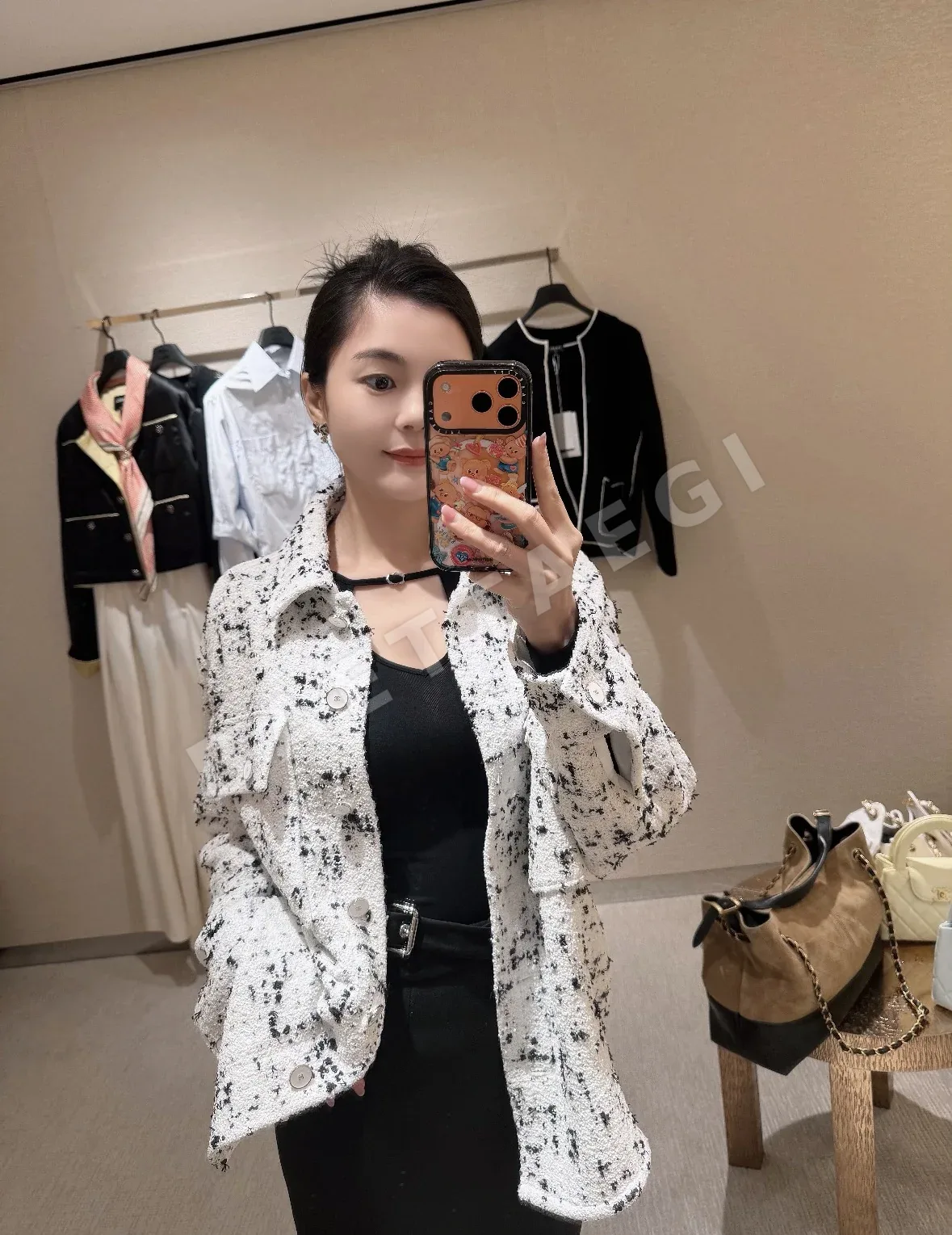샤넬 흑백 스플래터 트위드 여성 자켓 상세 이미지 3