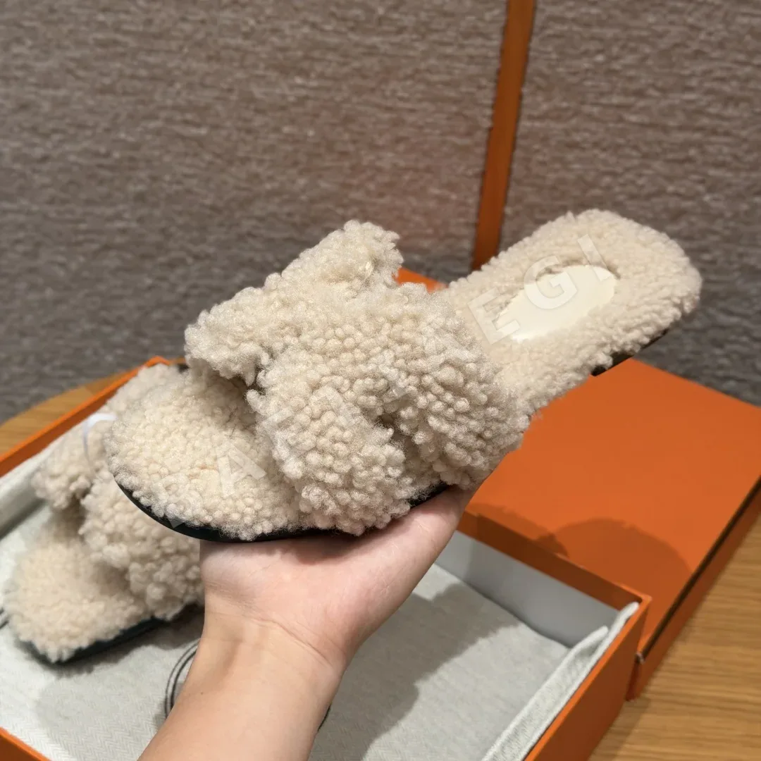 에르메스 오란 샌들 밀크쉐이크화이트 울레더 H 컷아웃 상세 이미지 2