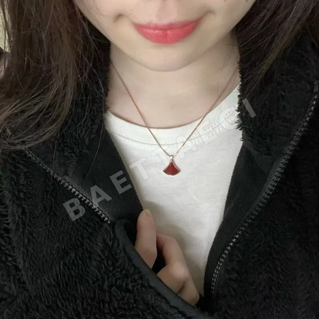 불가리 디바드림 로즈골드 다이아몬드 목걸이 상세 이미지 2