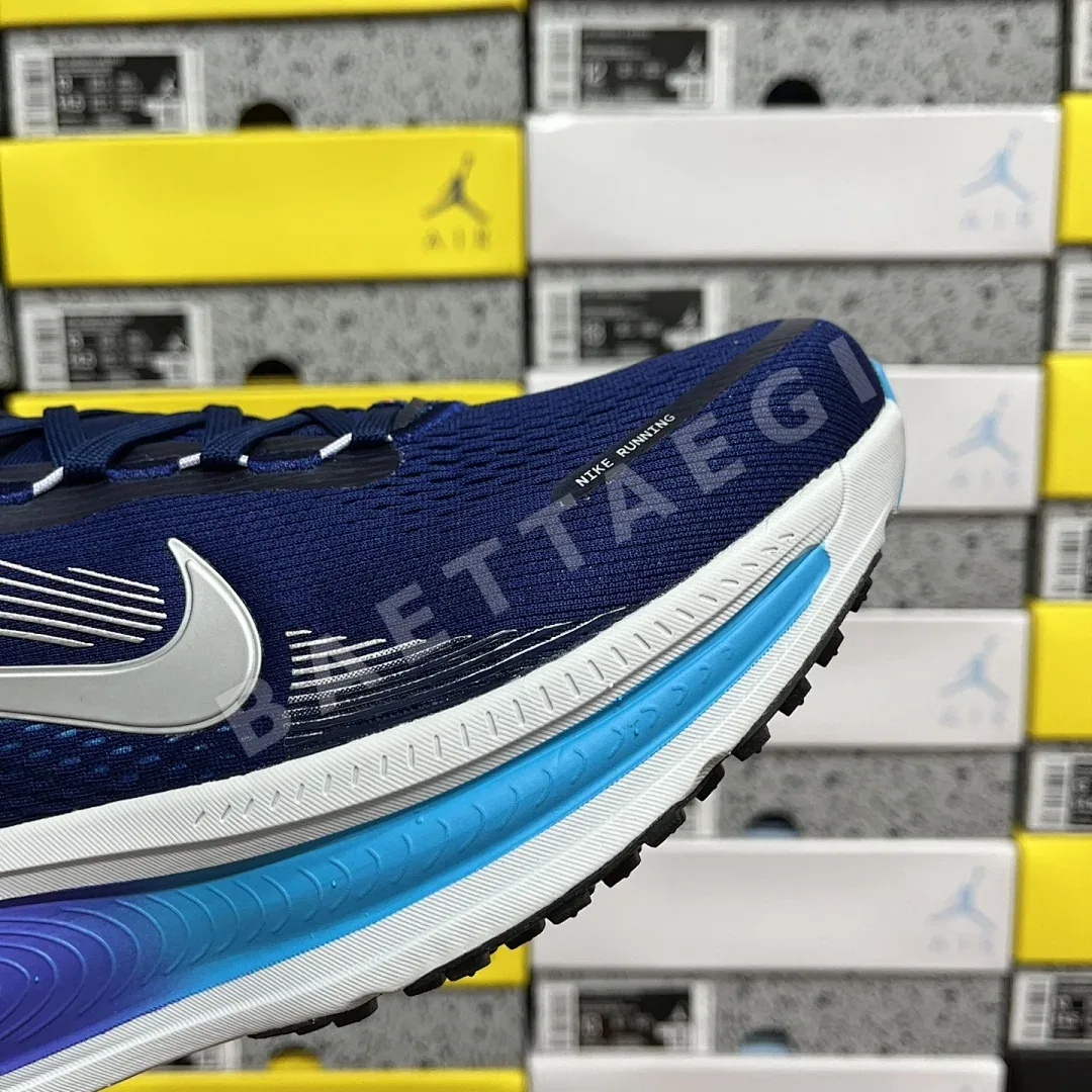 나이키 줌 보메로 18 HM6803-401 201100 Nike Zoom Vomero 18 상세 이미지 6