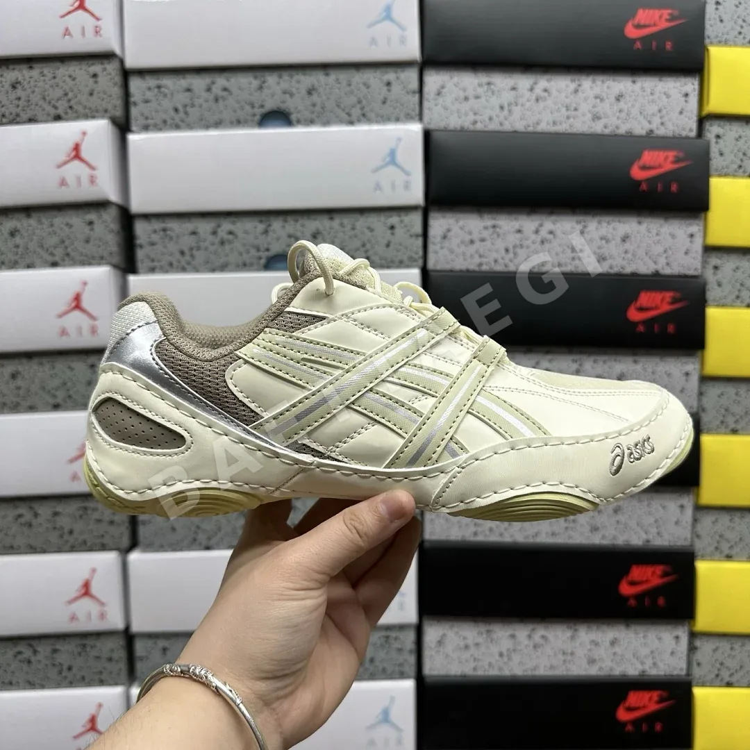 아식스 [TOP] 1203A879-250 200412 Asics Hypersync 상세 이미지 2