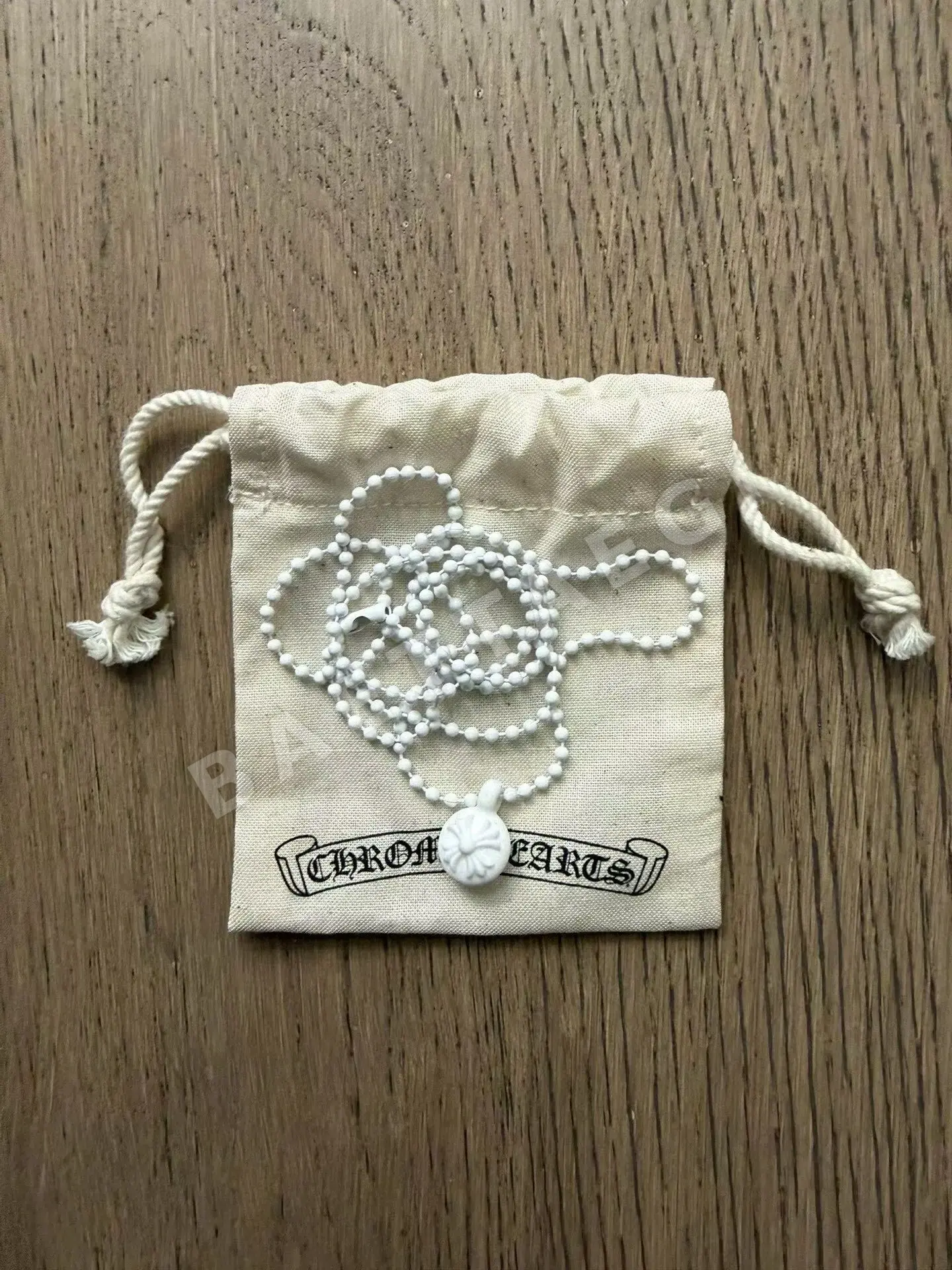 크롬하츠 크로스볼 수지 목걸이 상세 이미지 3