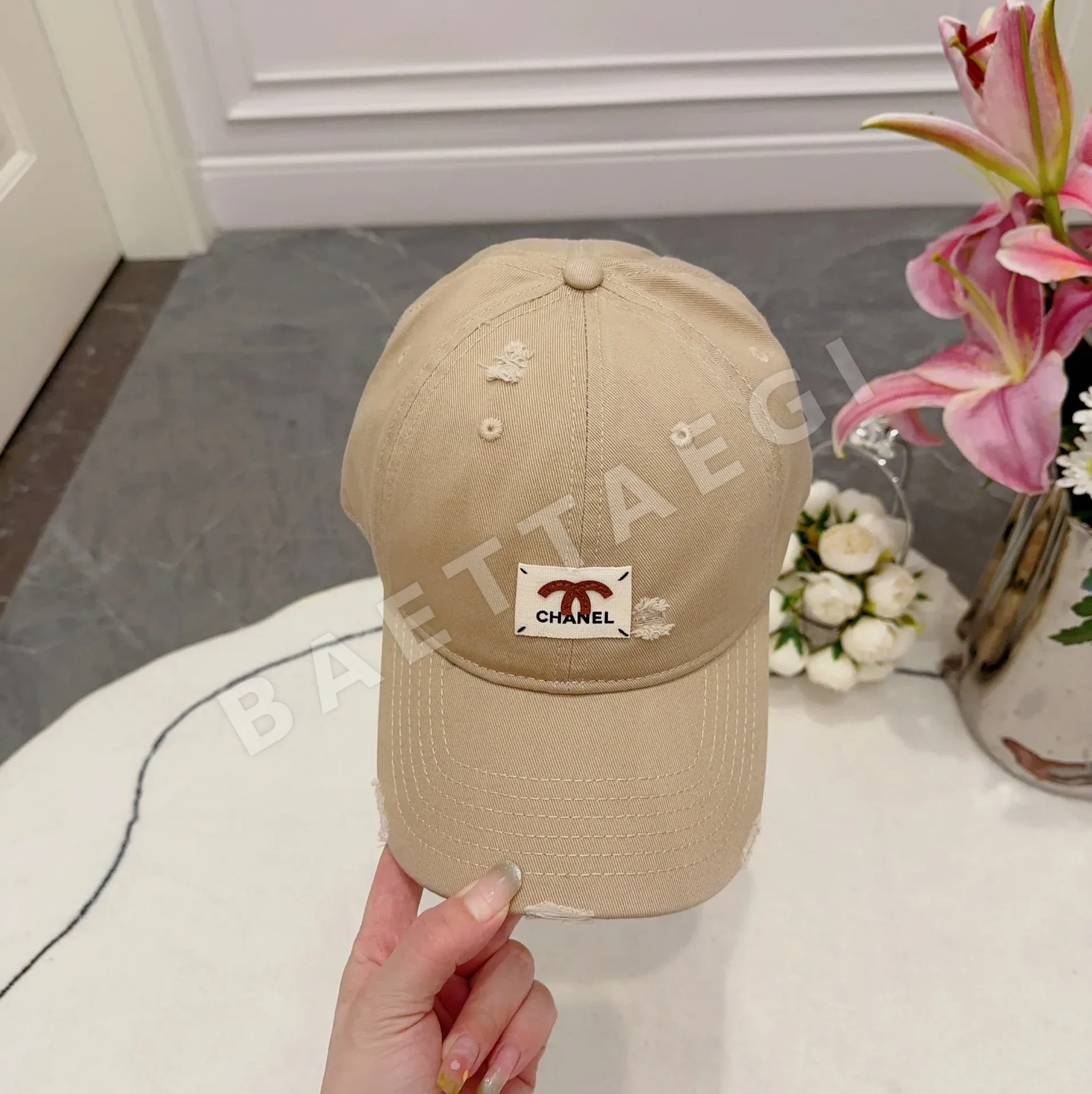 샤넬 데미지 가공 베이스볼 캡 상세 이미지 2