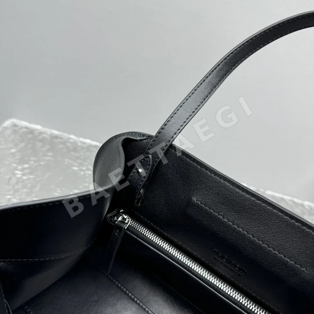 더로우 페기 클러치 숄더백 상세 이미지 9