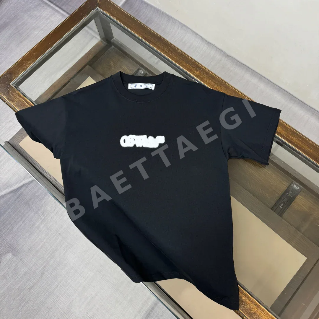 오프화이트 남성 크루넥 반팔 티셔츠 87180
