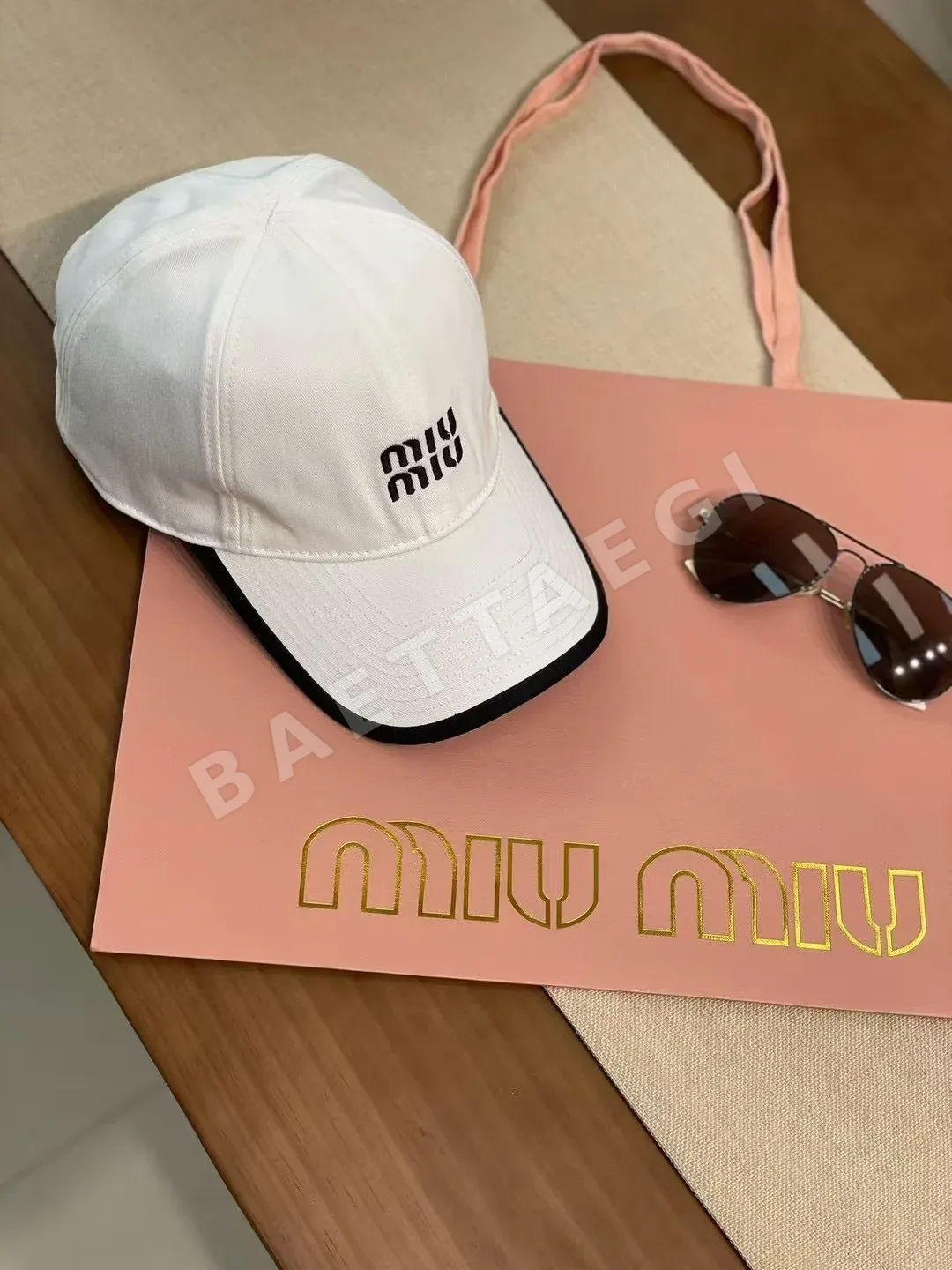미우미우 자수 베이스볼 캡 상세 이미지 4