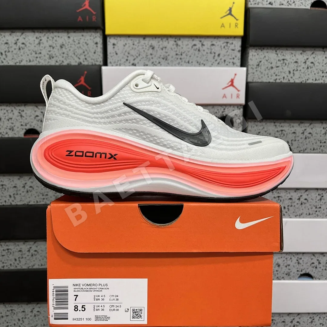 나이키 줌 보메로 18 IH3251-100 201118 Nike Zoom Vomero 18 상세 이미지 2