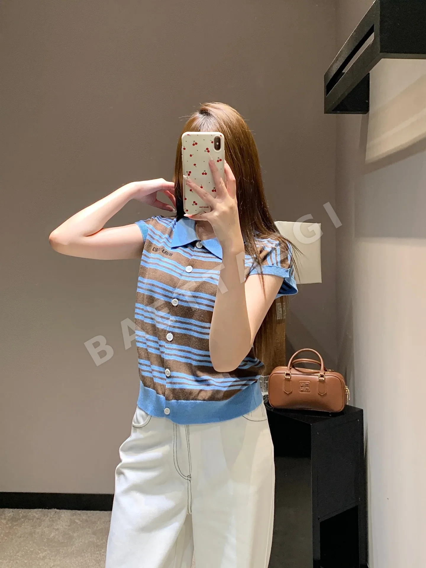 미우미우 여성 반팔 상세 이미지 7