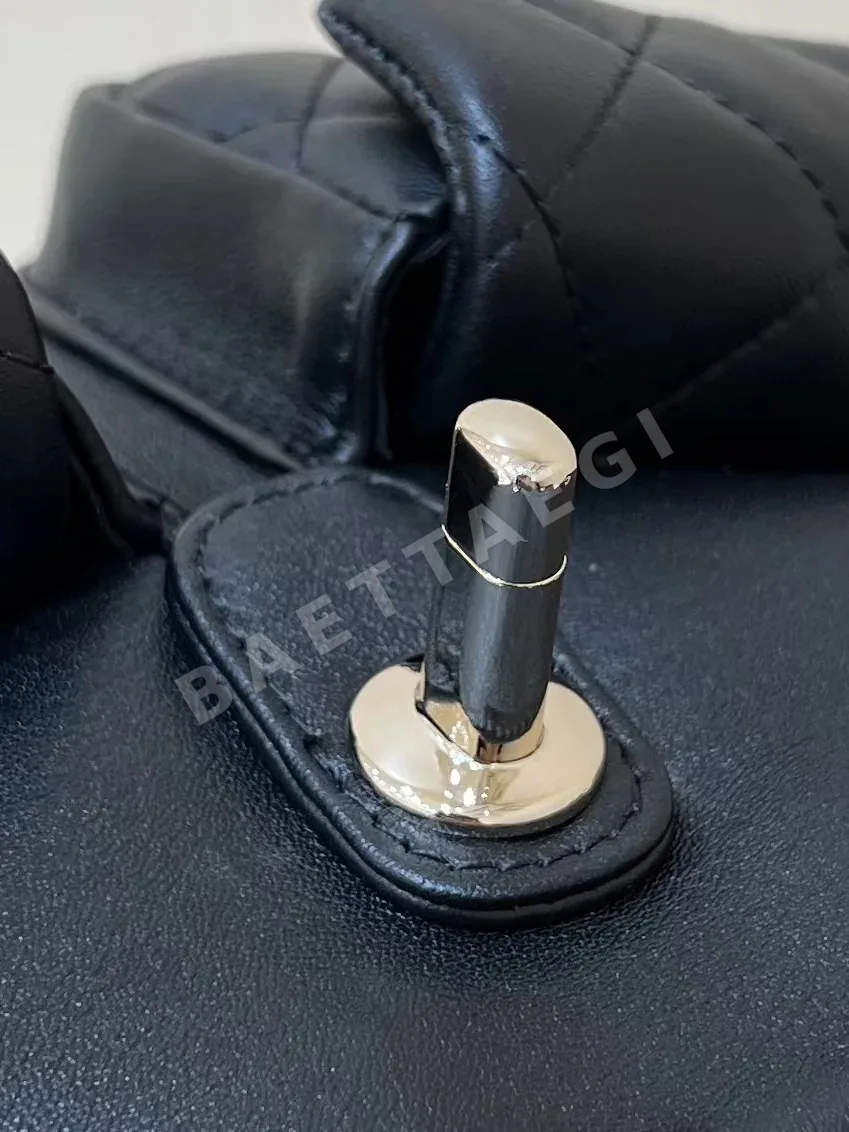 샤넬 개구리 더블 린넨 백팩 A92993 상세 이미지 8