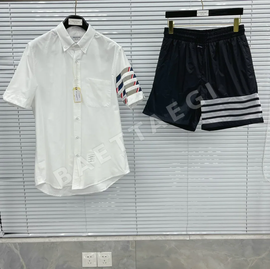 톰브라운 멀티컬러 4바 스트라이프 반팔 셔츠 50608
