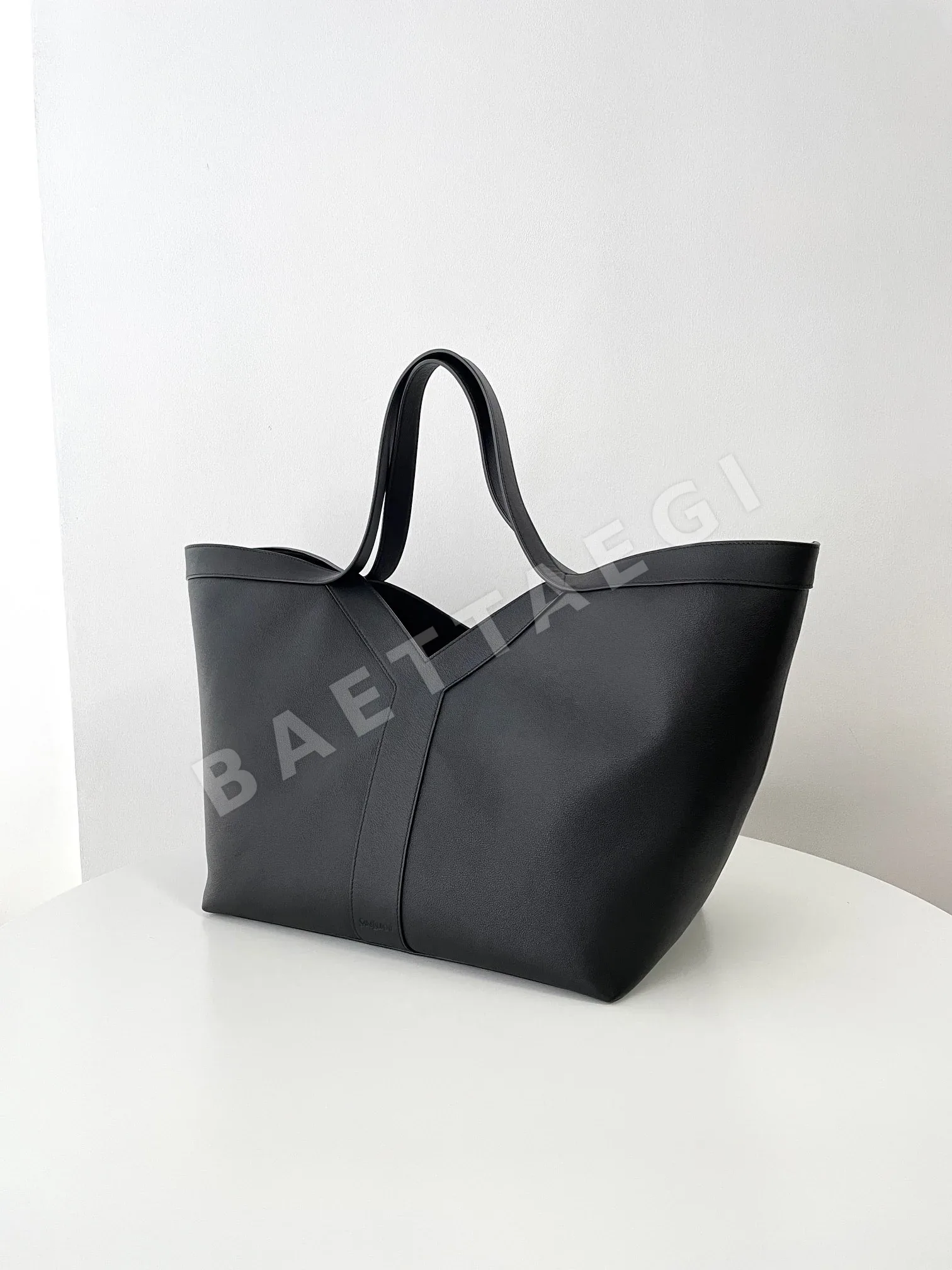생로랑 Y 토트백 817602 상세 이미지 2