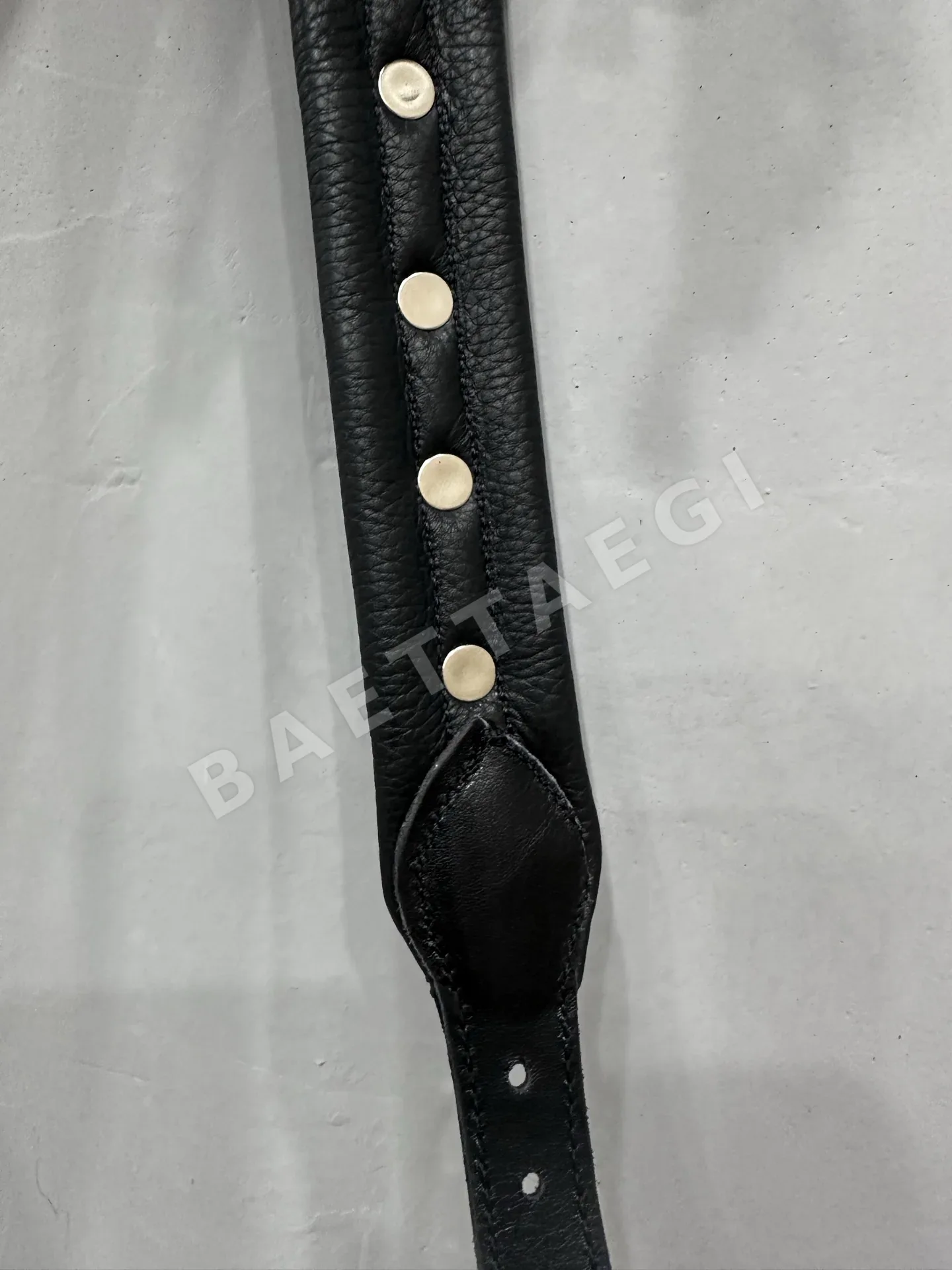 크롬하츠 피시본 블랙 가죽 벨트 상세 이미지 9