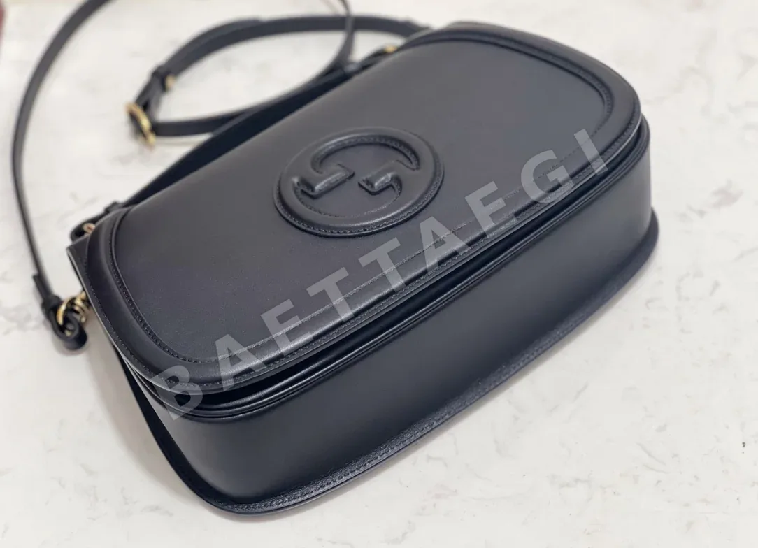 구찌 블론디 미디엄 토트백 815716 상세 이미지 5