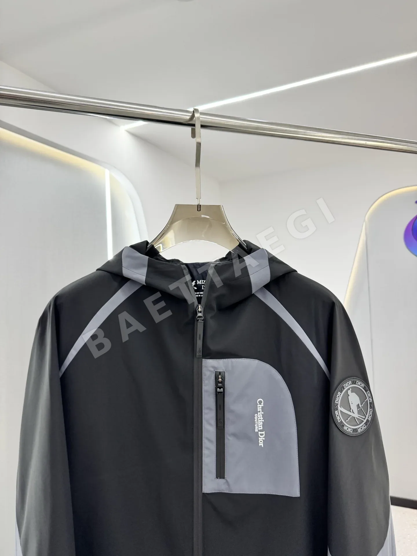 디올 남성 슬림핏 맞춤 캐주얼 자켓 상세 이미지 2