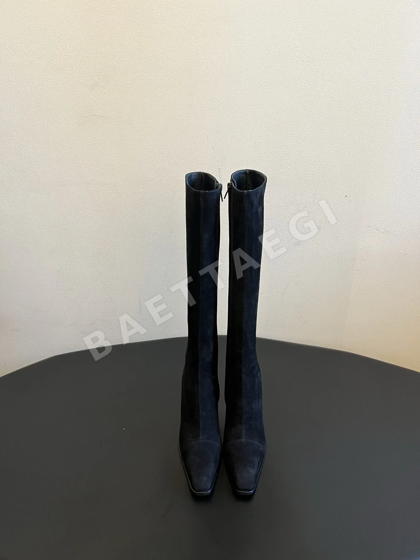생로랑 부츠 여성 가죽 스퀘어토 207525