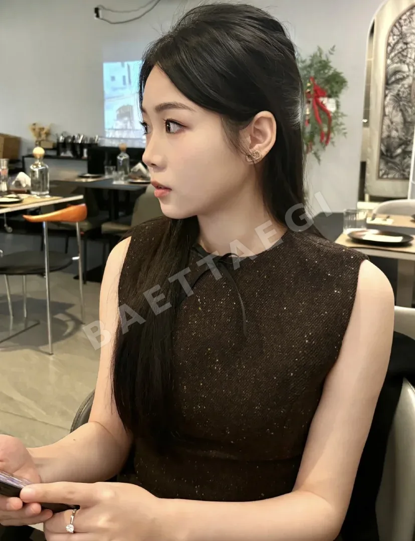 발렌티노 귀걸이 63537 Valentino Earrings 상세 이미지 2