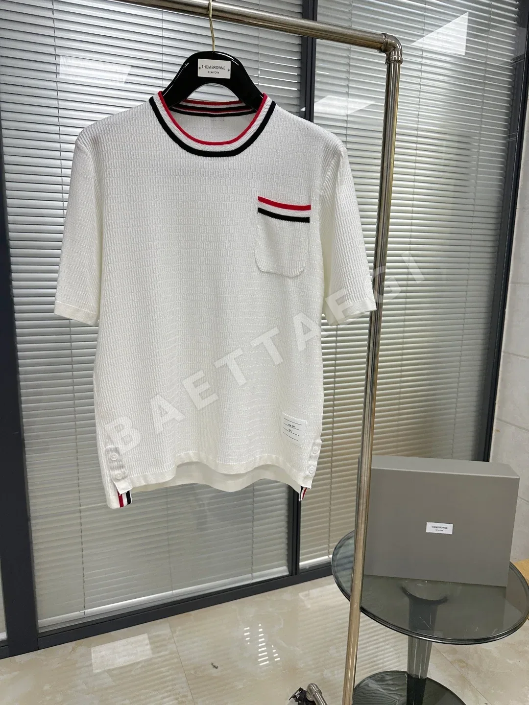 톰브라운 투톤 리브 니트 크루넥 반팔 티셔츠 50636
