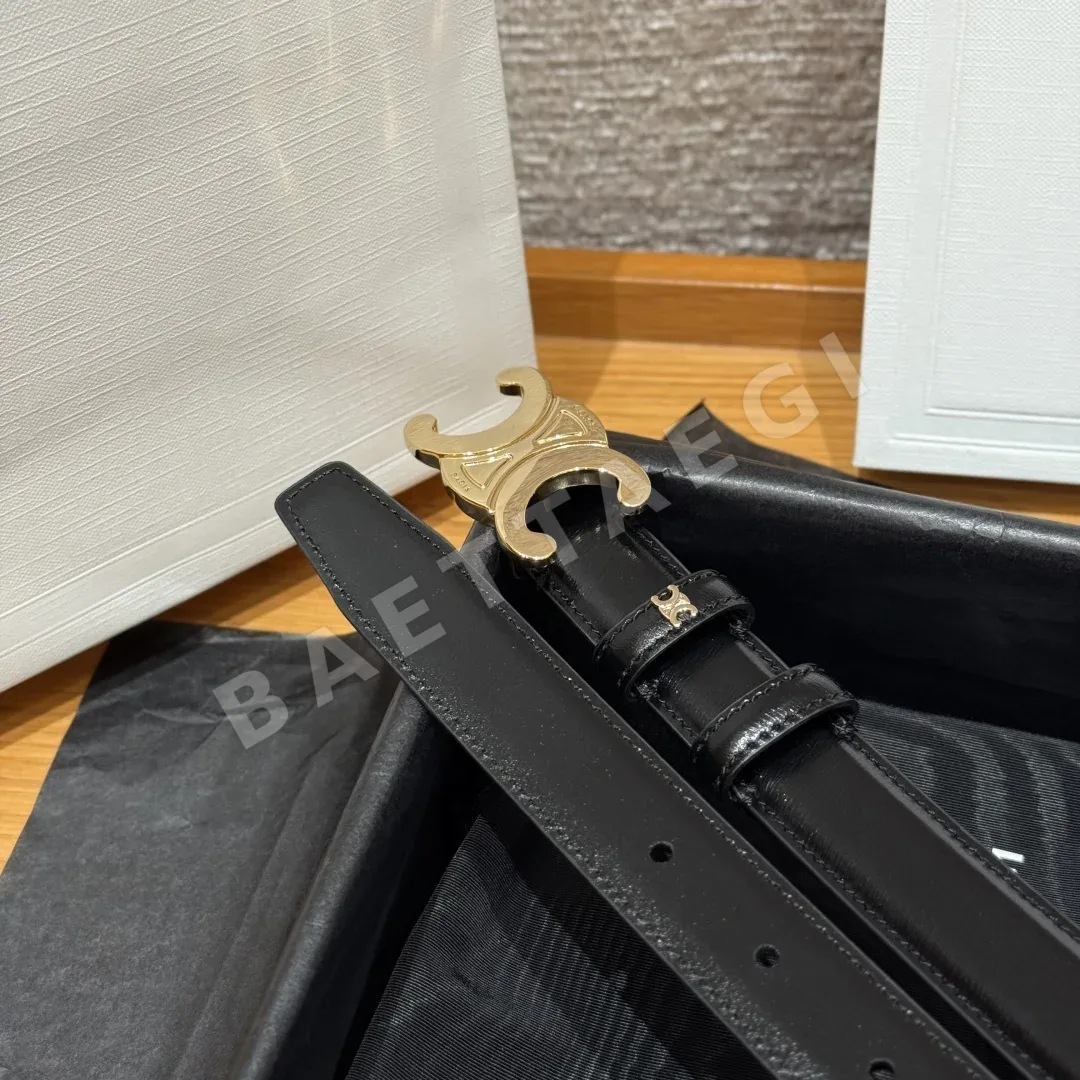 셀린느 개선문 금장 소가죽 여성 벨트 상세 이미지 5