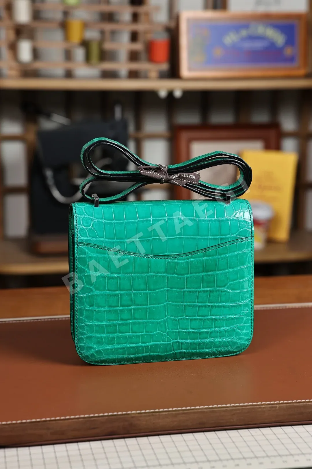 에르메스 콘스탄스 19 악어 가방 상세 이미지 3