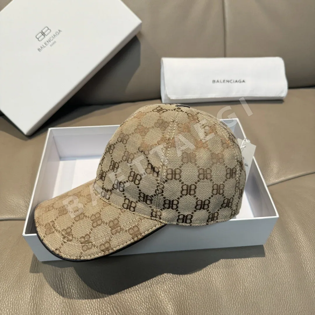 발렌시아가 베이스볼 캡 상세 이미지 2