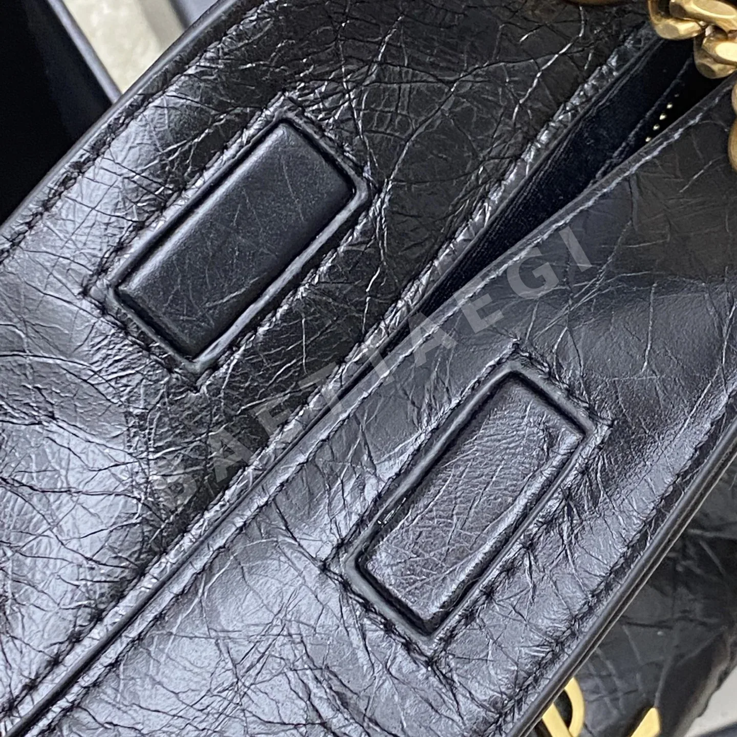 생로랑 오일 왁스 가죽 골드 YSL 로고 니키 미니 토트백 A0088 상세 이미지 8
