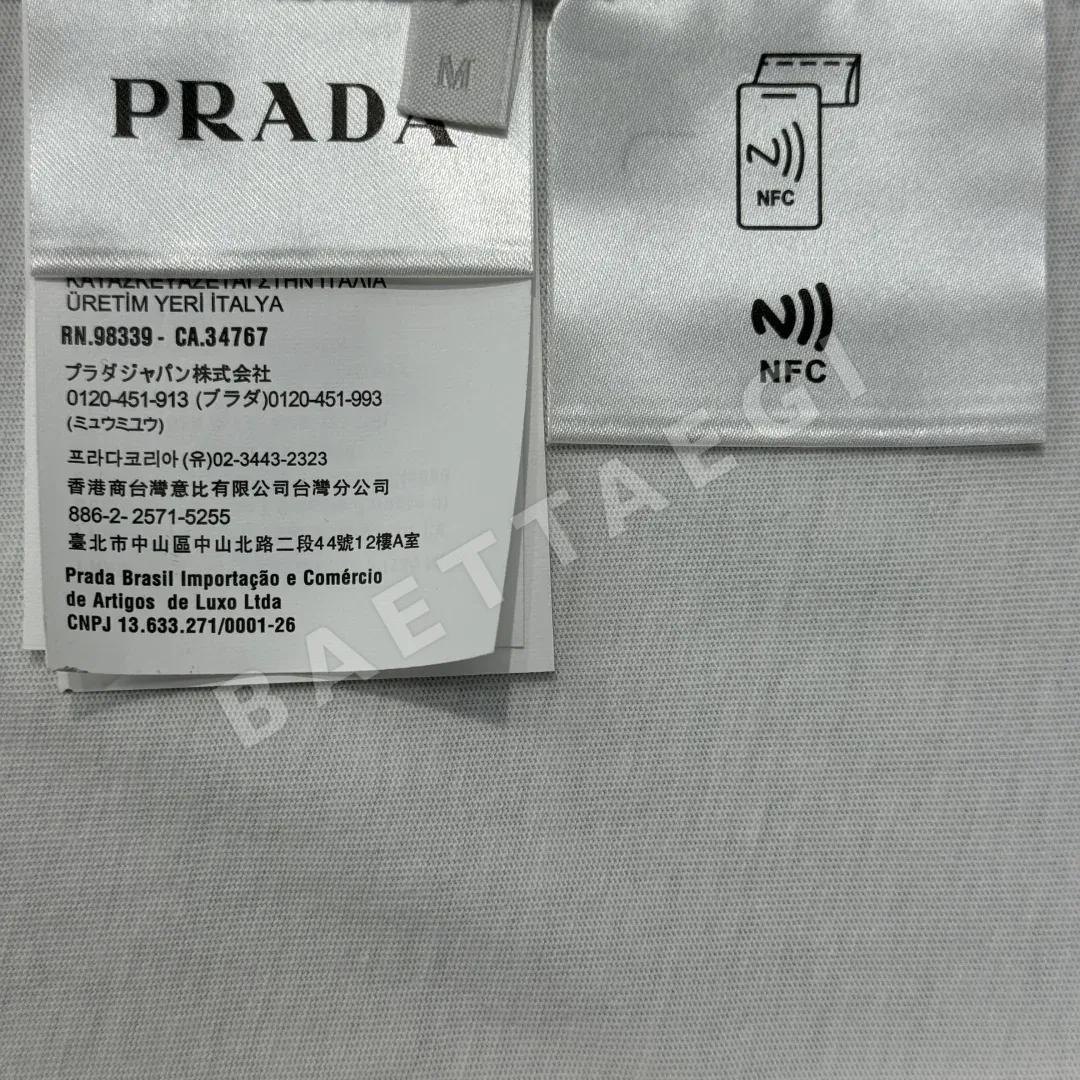프라다 무지 로고 크루넥 반팔 티셔츠 상세 이미지 9