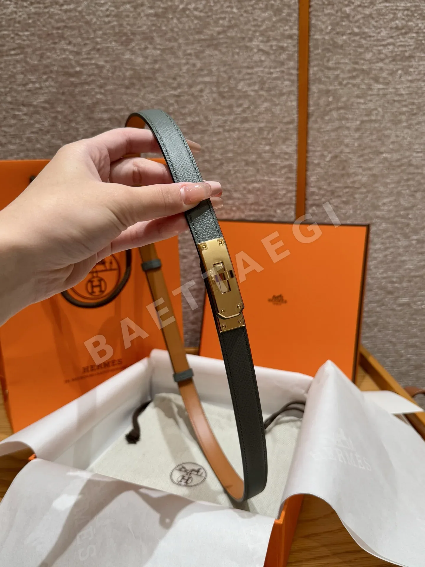 에르메스 켈리 18K 골드 금속 장식 여성용 벨트 상세 이미지 3