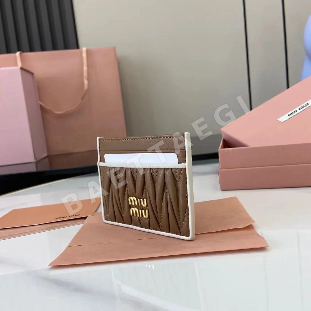 미우미우 지갑 상세 이미지 6