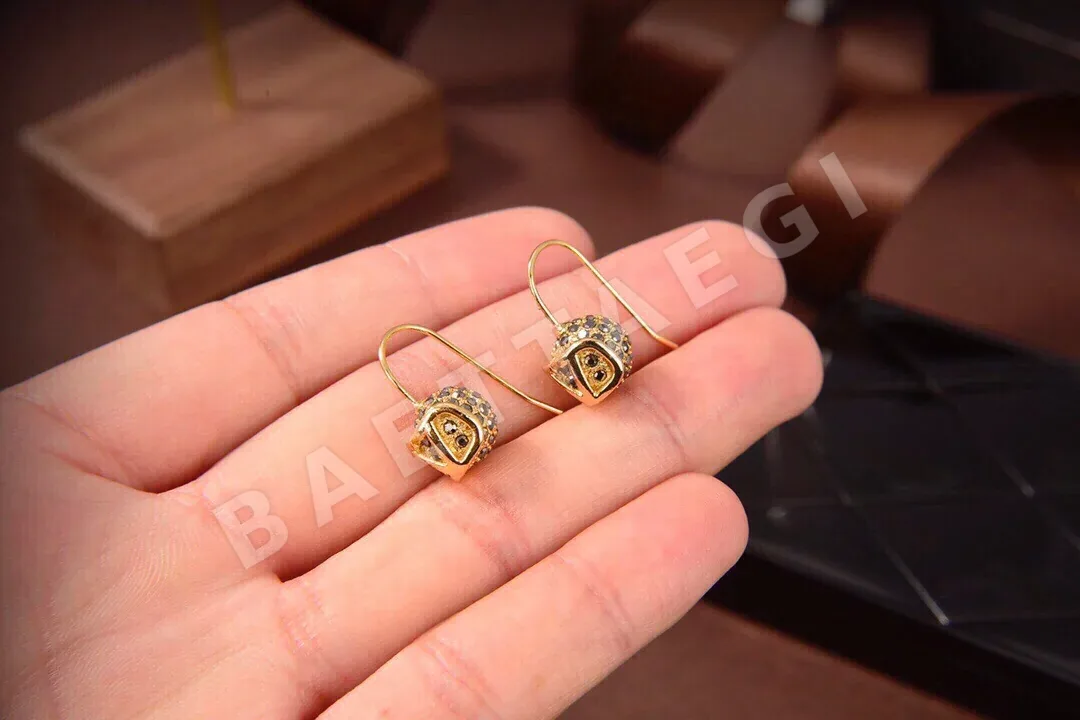 발렌티노 귀걸이 63673 Valentino Earrings 상세 이미지 4