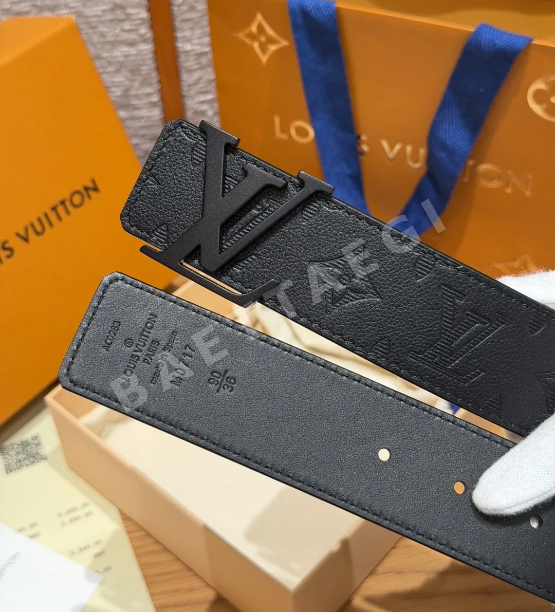 루이비통 이니셜섀도우 40mm 소가죽 벨트 상세 이미지 5