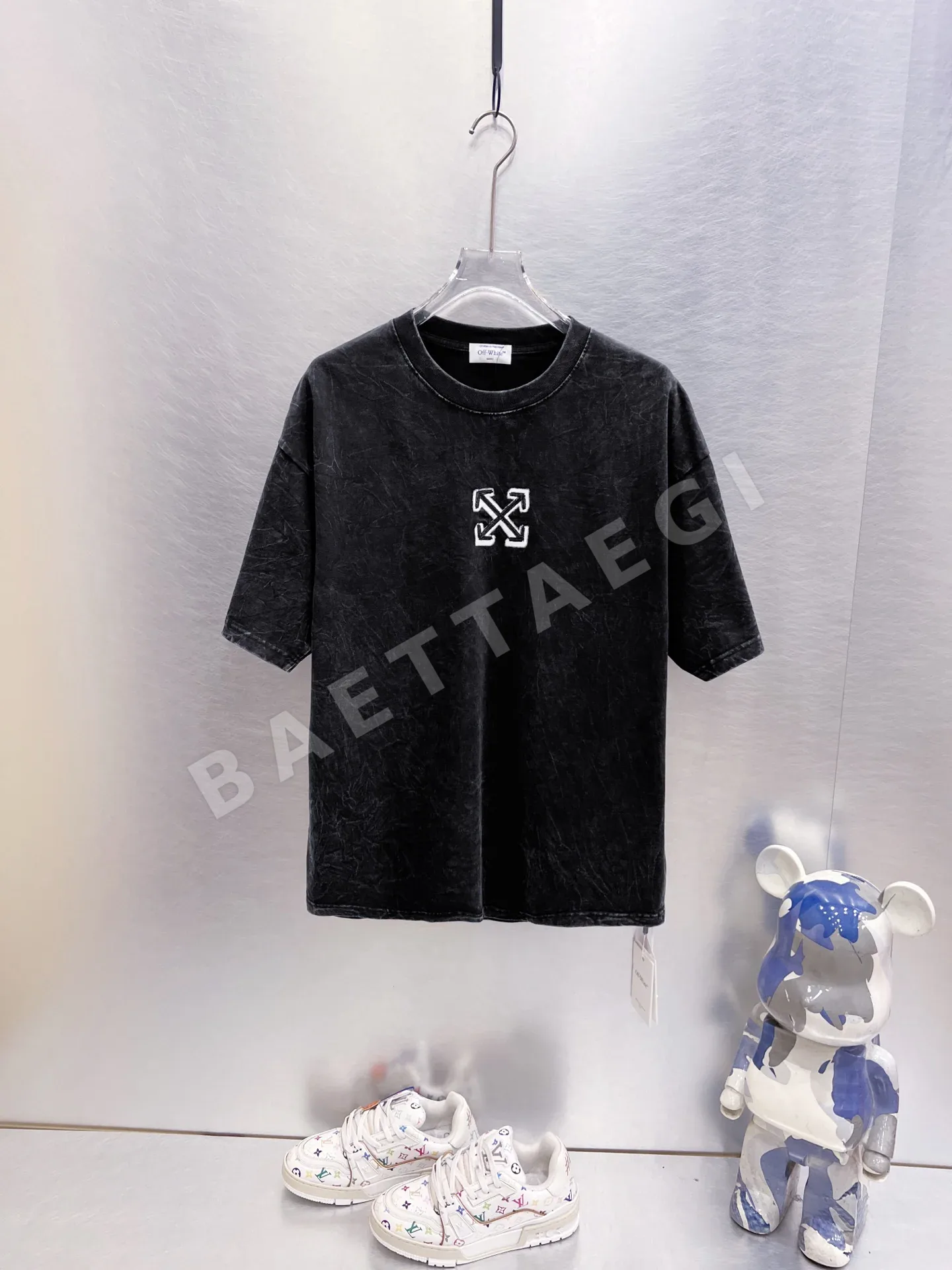 오프화이트 눈송이 데미지 가공 남성 반팔 티셔츠 87766