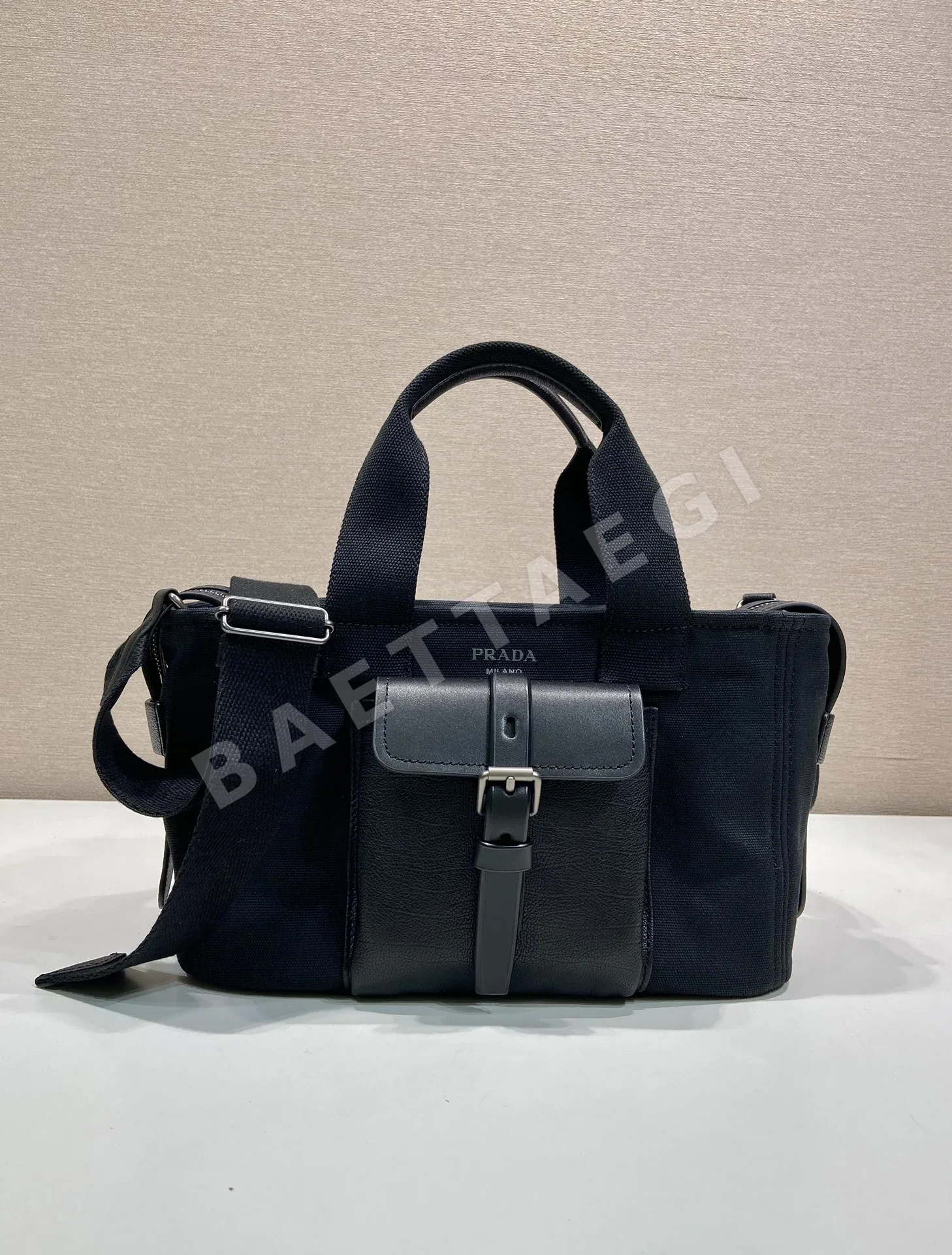 프라다 캔버스 숄더백 1BG660 115660