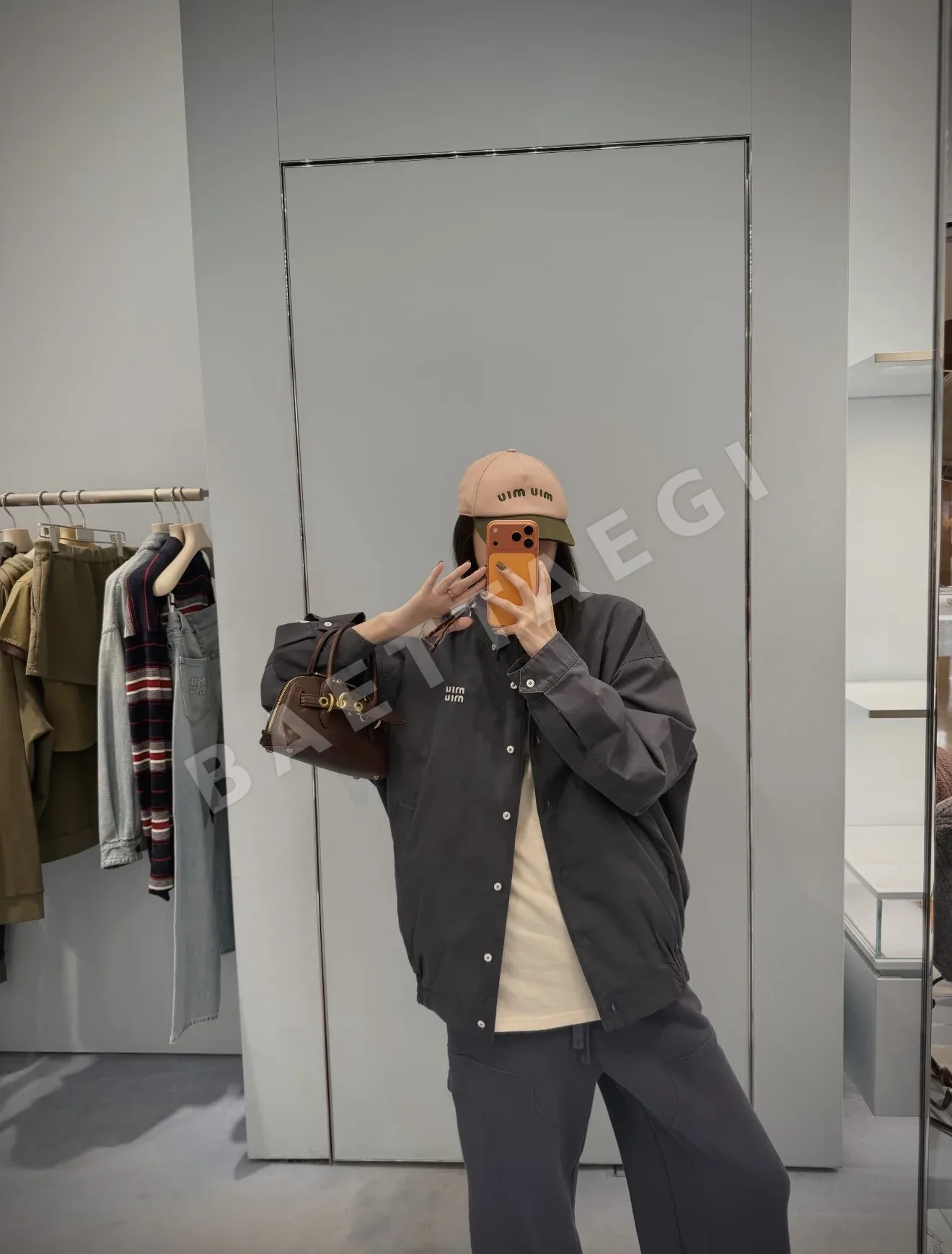 미우미우 다크 그레이 셔츠 재킷 상세 이미지 9