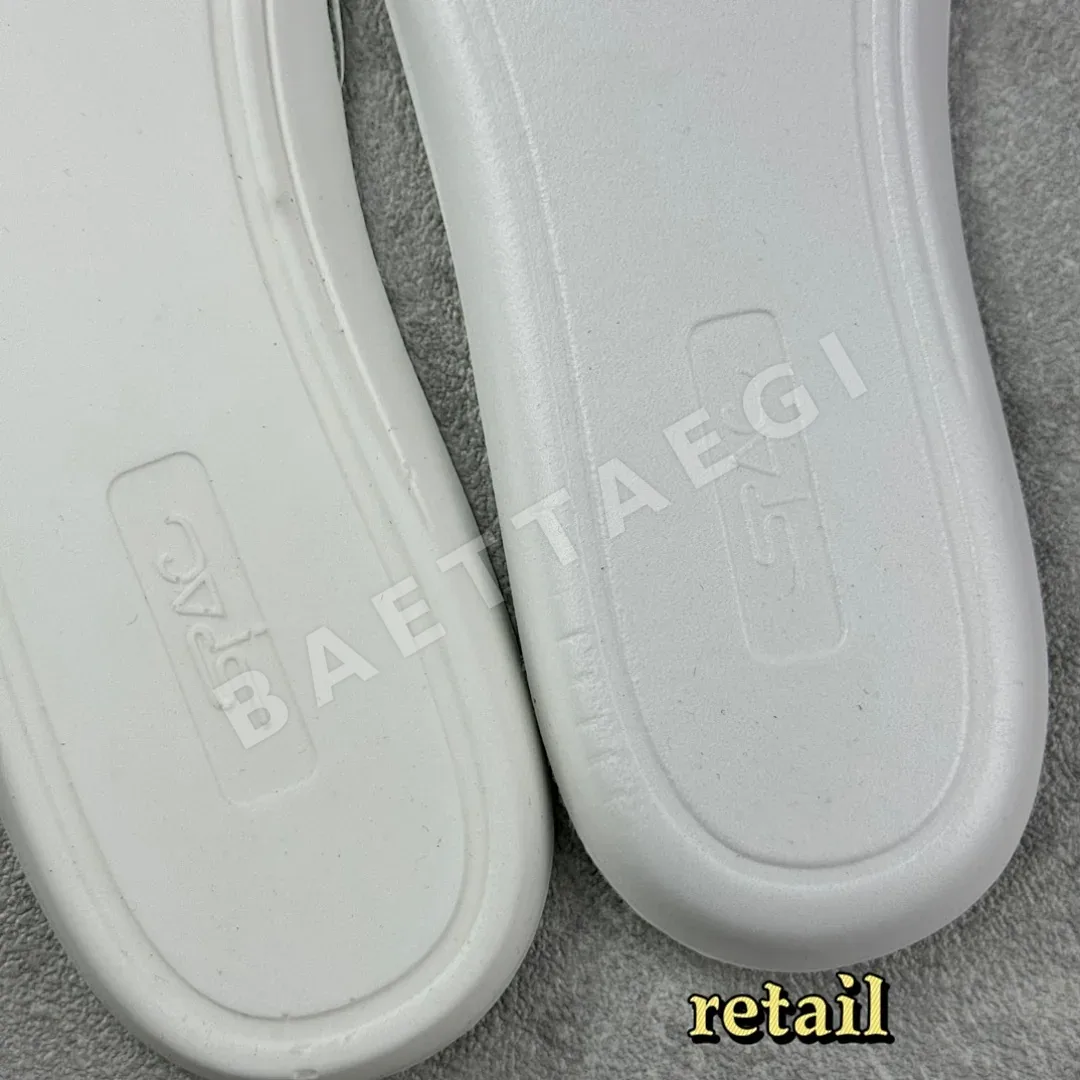 오프화이트 오디세이 1000 202360 Off White Odsy-1000 Retail Comparison 상세 이미지 13