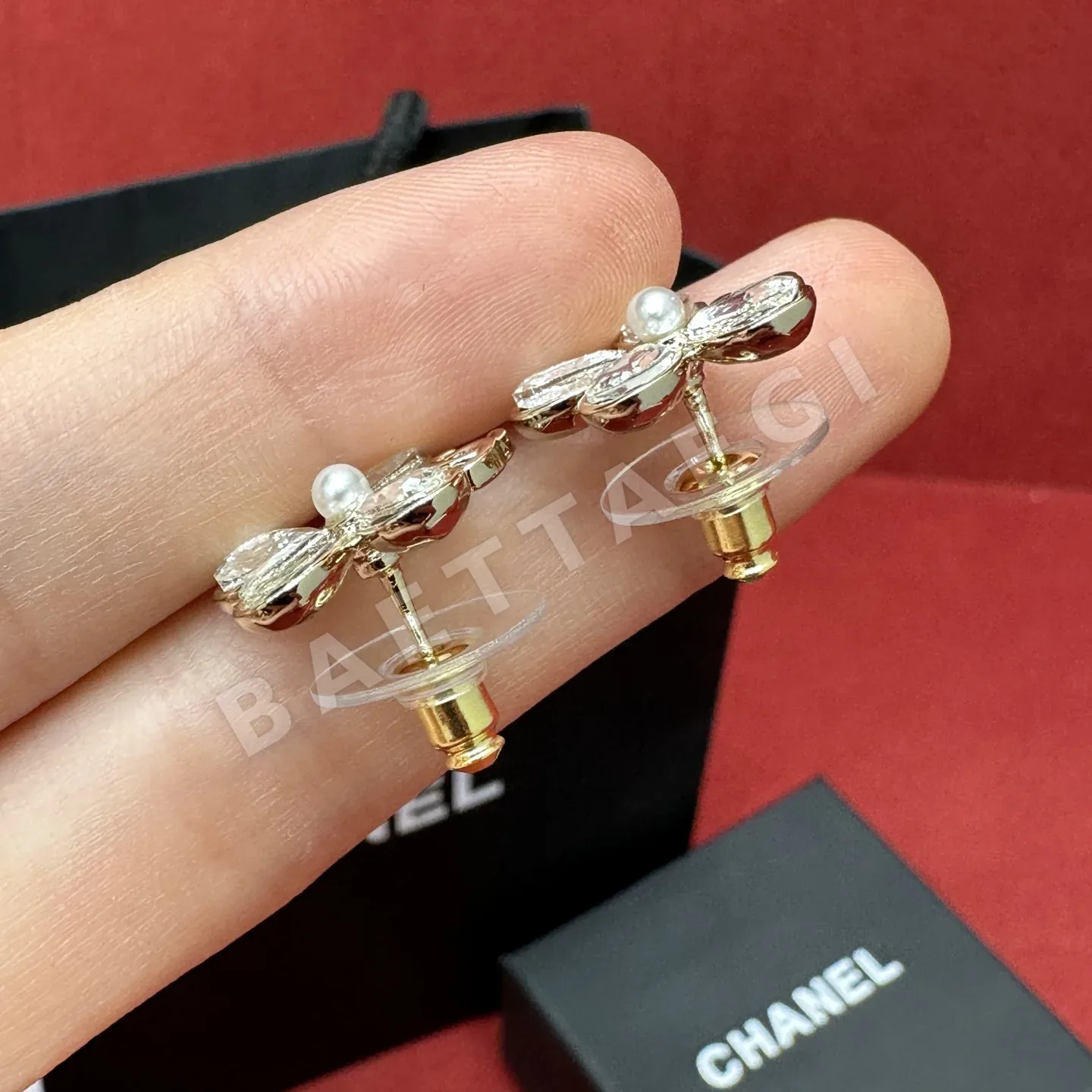 샤넬 더블 C 네잎클로버 라인스톤 진주 귀걸이 상세 이미지 5
